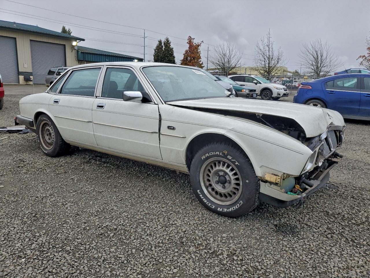1989 Jaguar Xj6 White vin: SAJHY154XKC587906