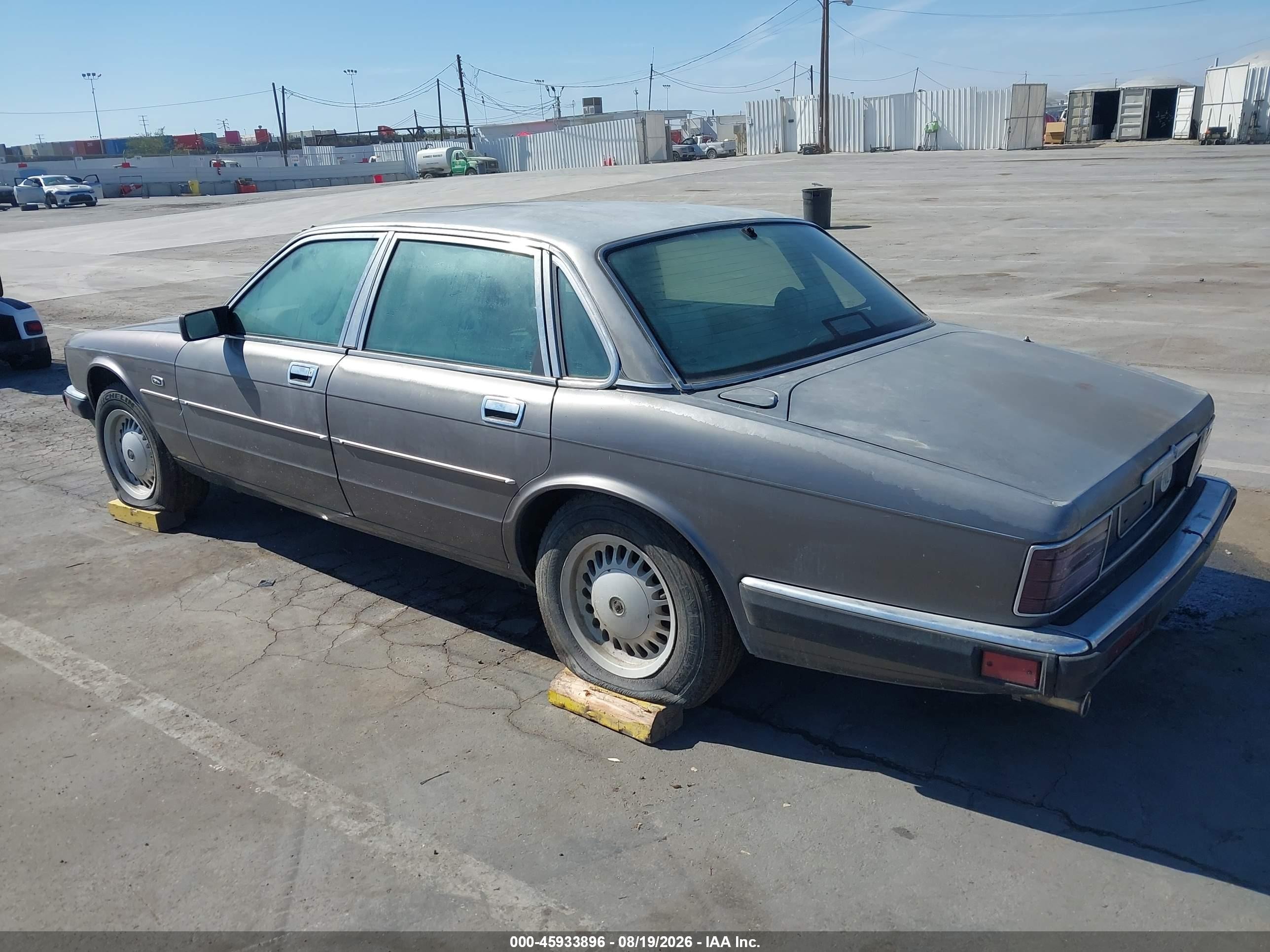 1991 Jaguar Xj6 Sovereign Gray vin: SAJHY1741MC640346