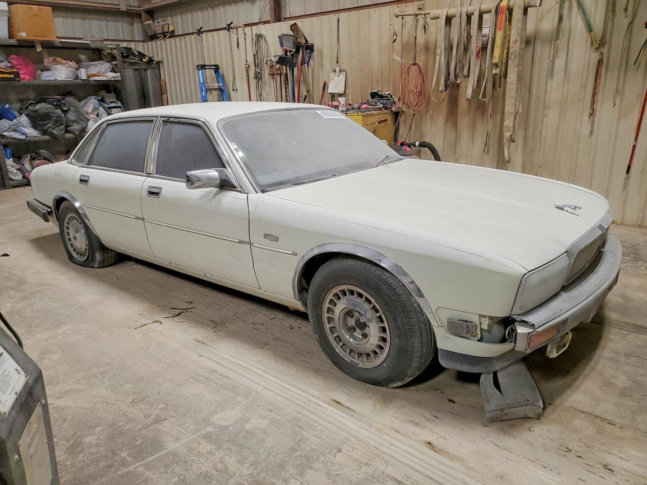 1991 Jaguar Xj6 Sovereign White vin: SAJHY1749MC636576