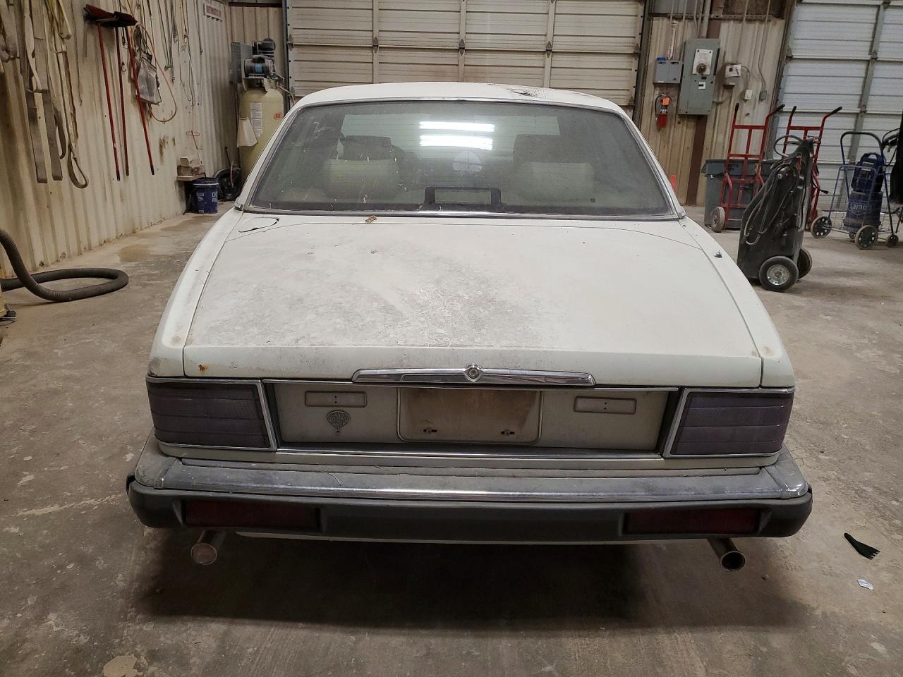 1991 Jaguar Xj6 Sovereign White vin: SAJHY1749MC636576
