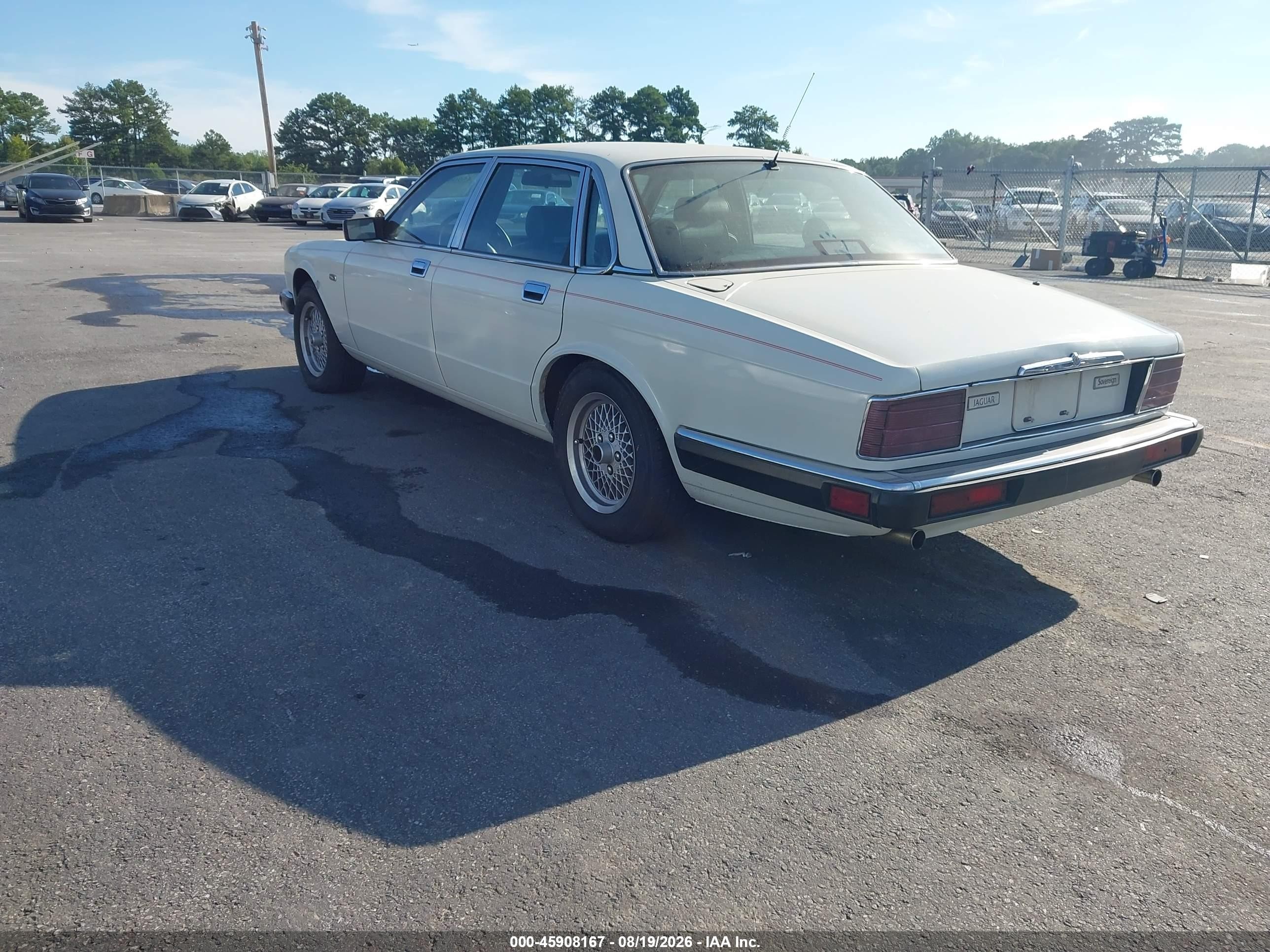 1991 Jaguar Xj6 Sovereign White vin: SAJHY174XMC630107