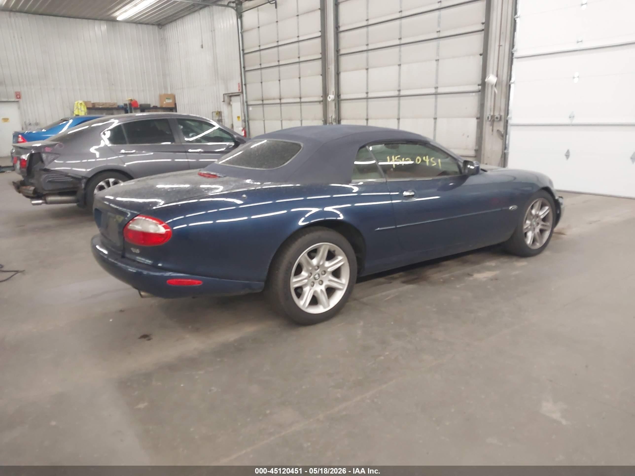 2000 Jaguar Xk8   Blue vin: SAJJA42C0YNA02804