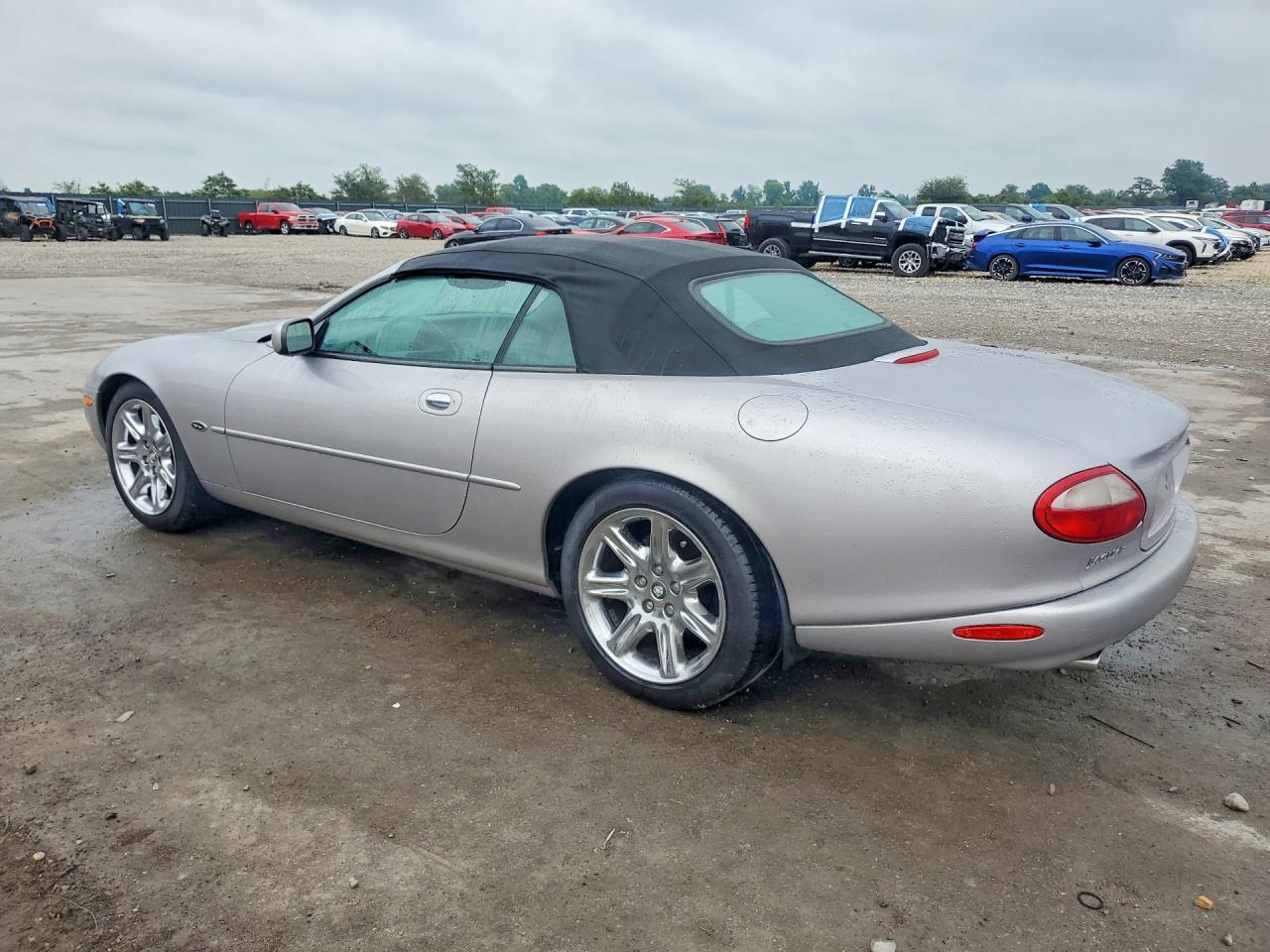 2000 Jaguar Xk8 Silver vin: SAJJA42C2YNA07888