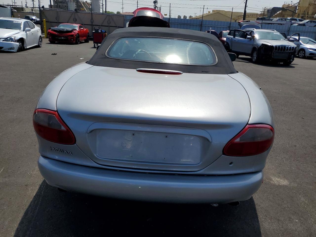 2000 Jaguar Xk8 Silver vin: SAJJA42C4YNA05219