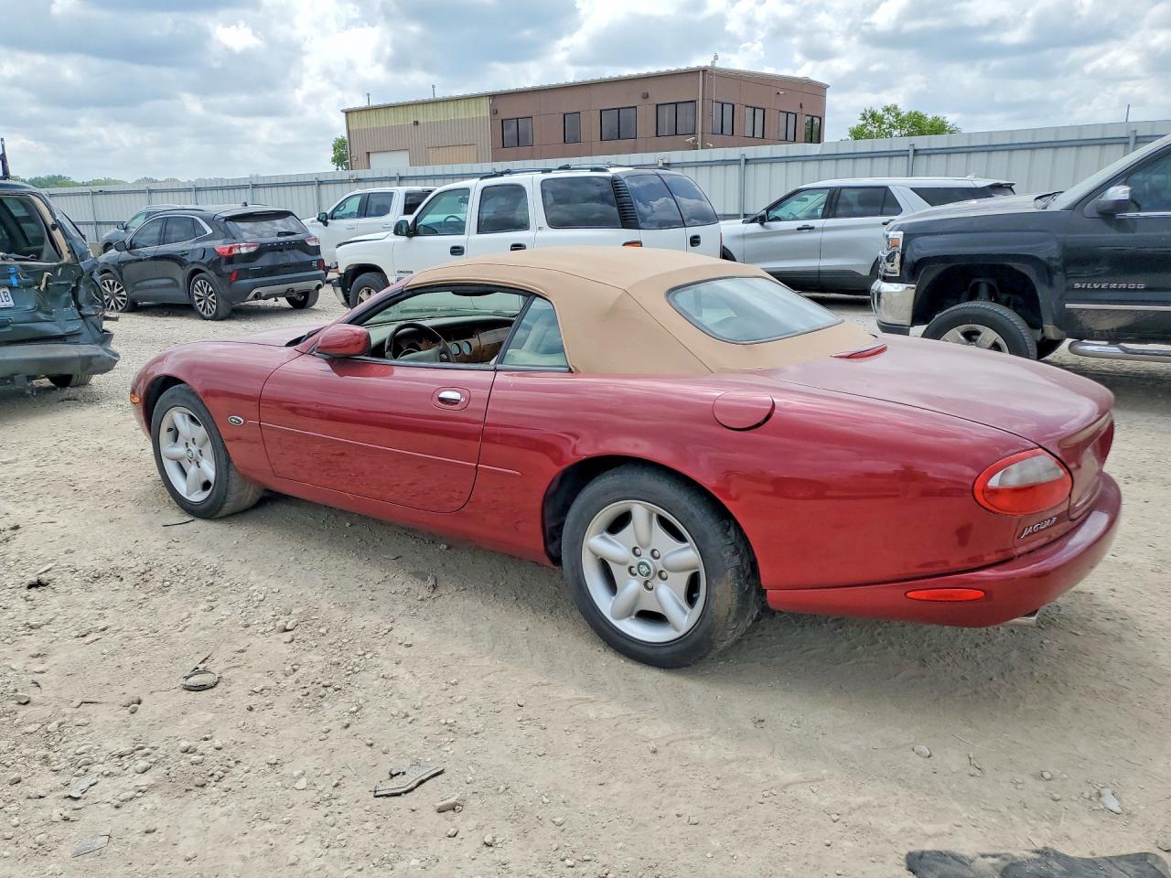 2000 Jaguar Xk8 Maroon vin: SAJJA42C7YNA03402