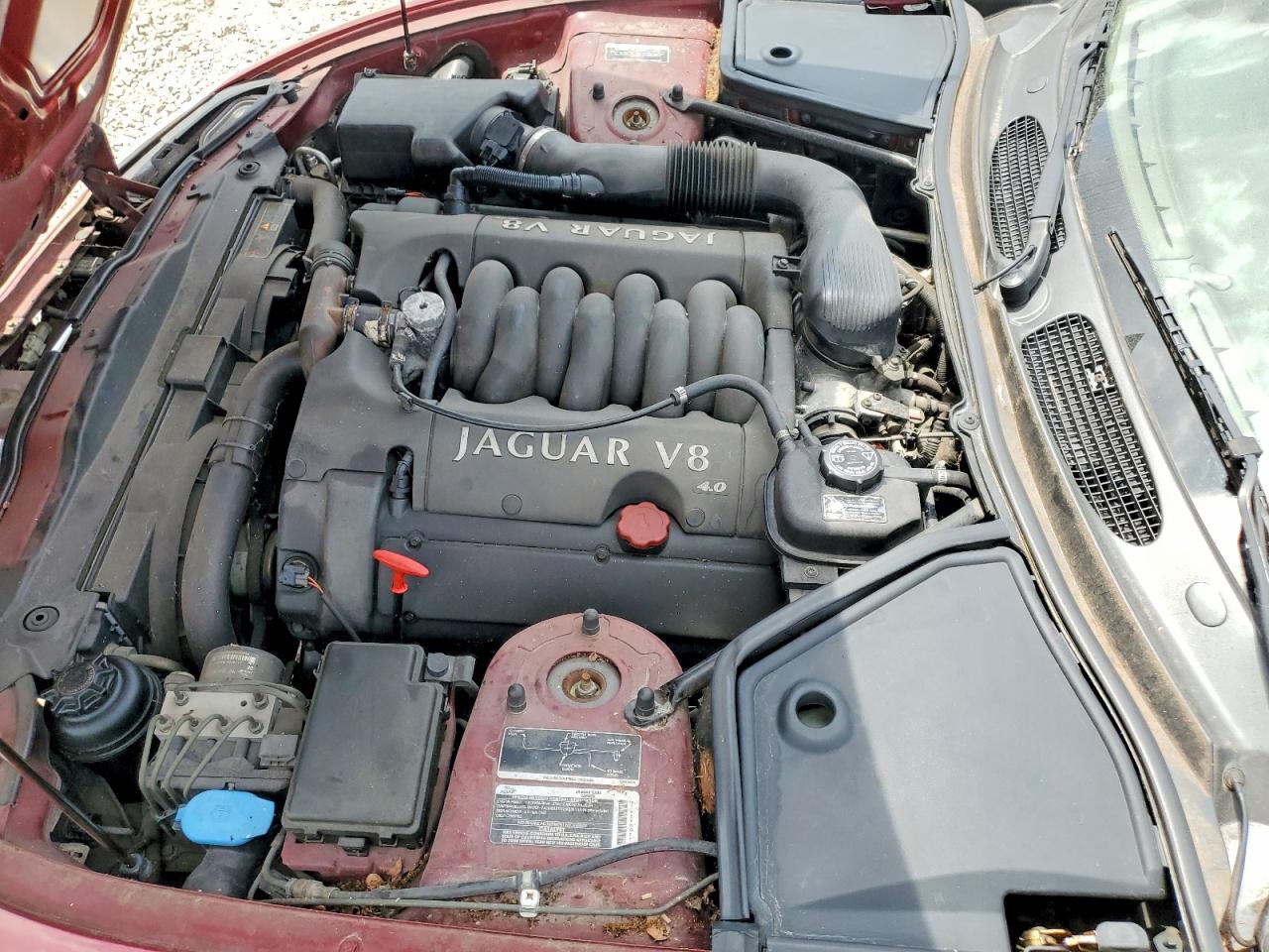 2000 Jaguar Xk8 Maroon vin: SAJJA42C7YNA03402