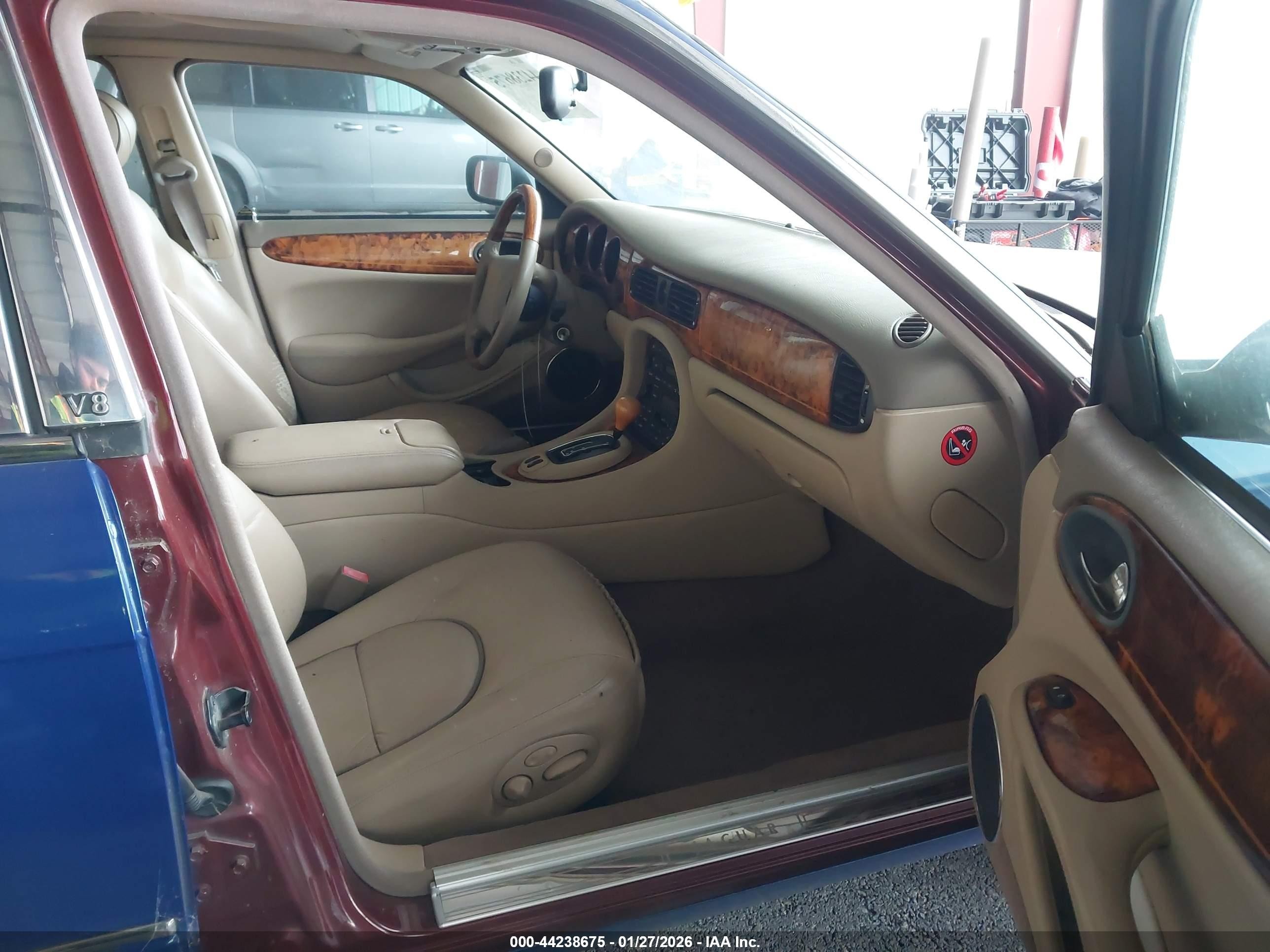 1999 Jaguar Xj8 Vanden Plas Blue vin: SAJKD604XXC866110