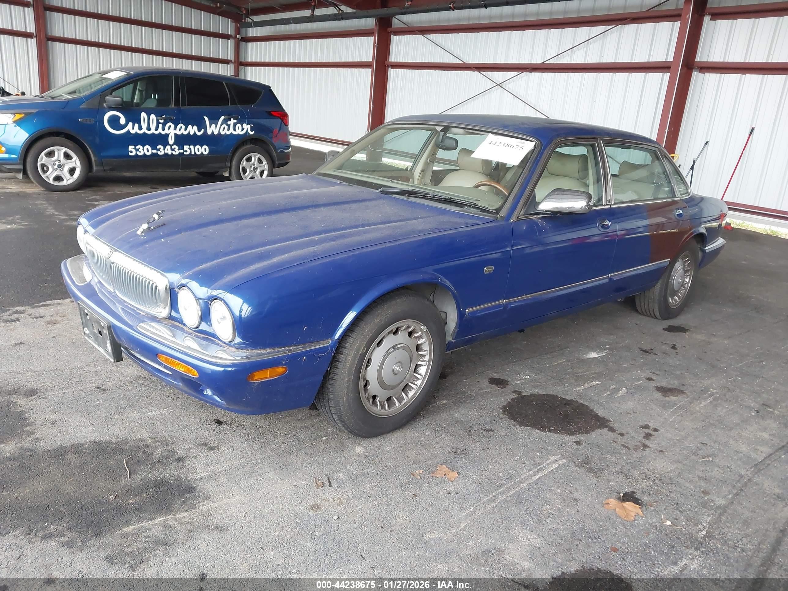 1999 Jaguar Xj8 Vanden Plas Blue vin: SAJKD604XXC866110