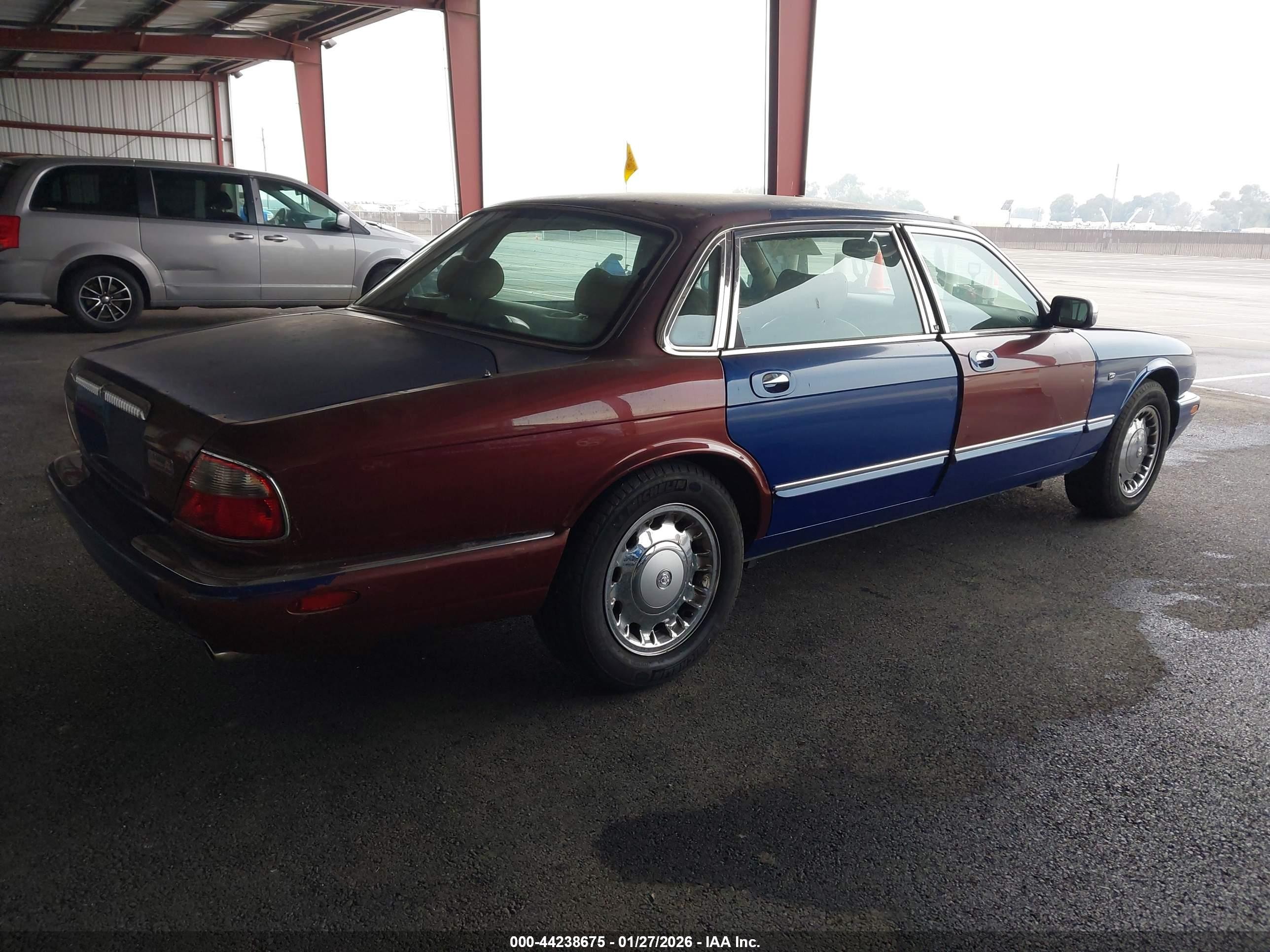 1999 Jaguar Xj8 Vanden Plas Blue vin: SAJKD604XXC866110
