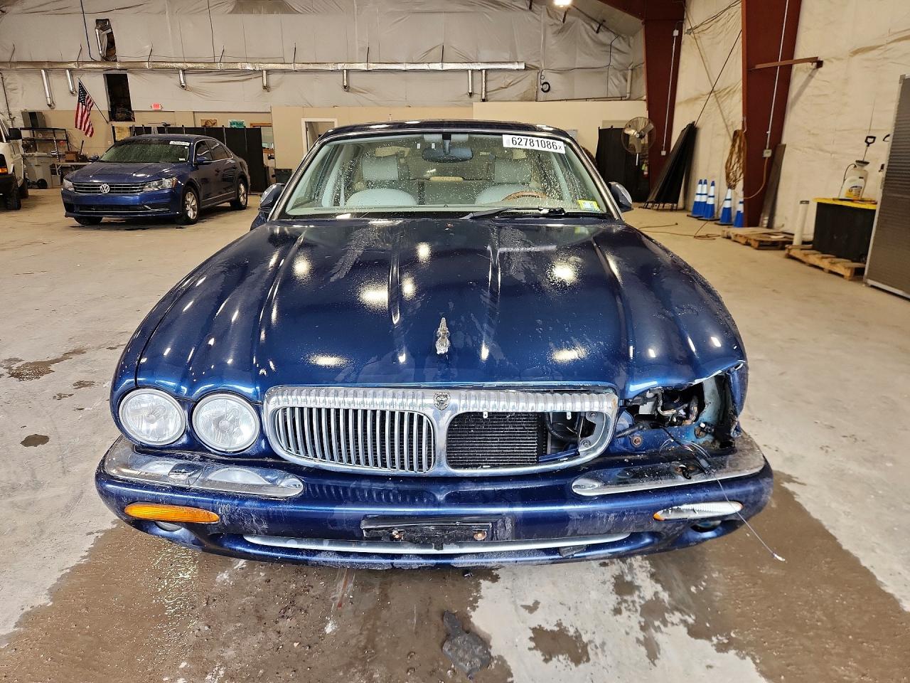 1998 Jaguar Vandenplas Blue vin: SAJKN6246WC853007