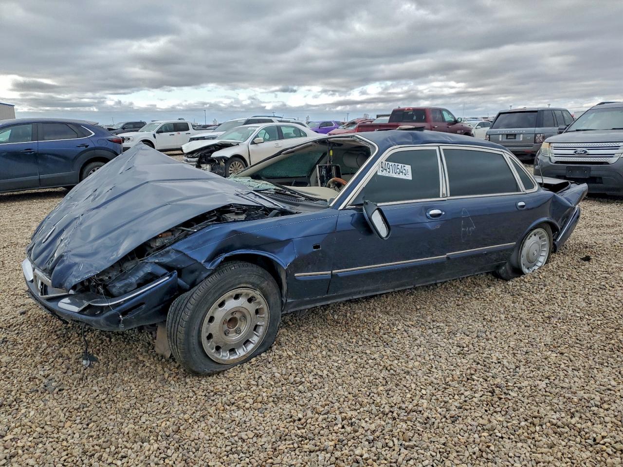 1998 Jaguar Vandenplas Blue vin: SAJKX6243WC831475
