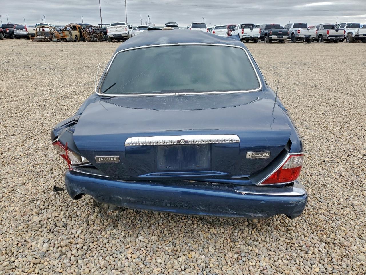 1998 Jaguar Vandenplas Blue vin: SAJKX6243WC831475