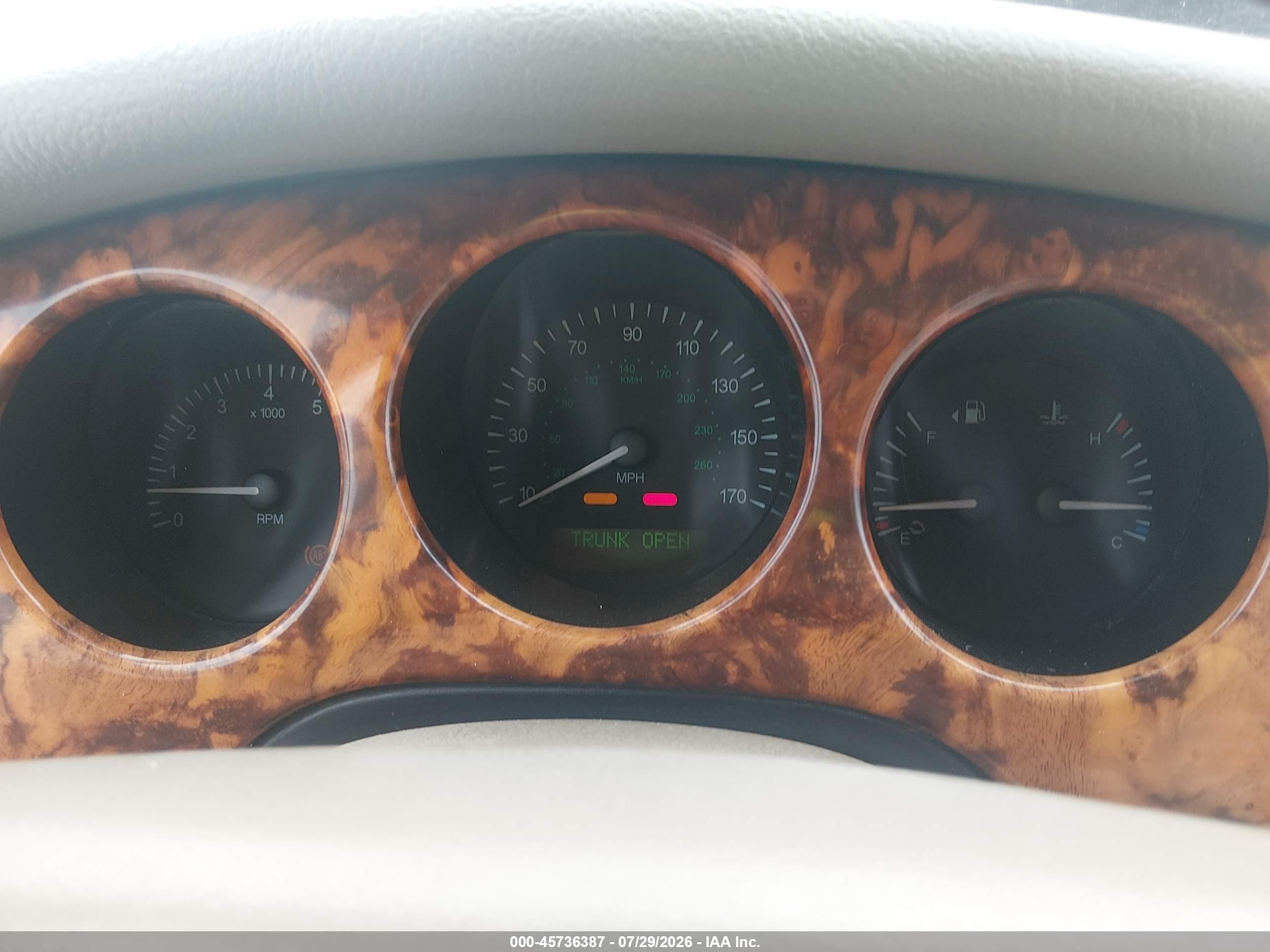 1998 Jaguar Xj8 Vanden Plas Золотой vin: SAJKX6244WC837950
