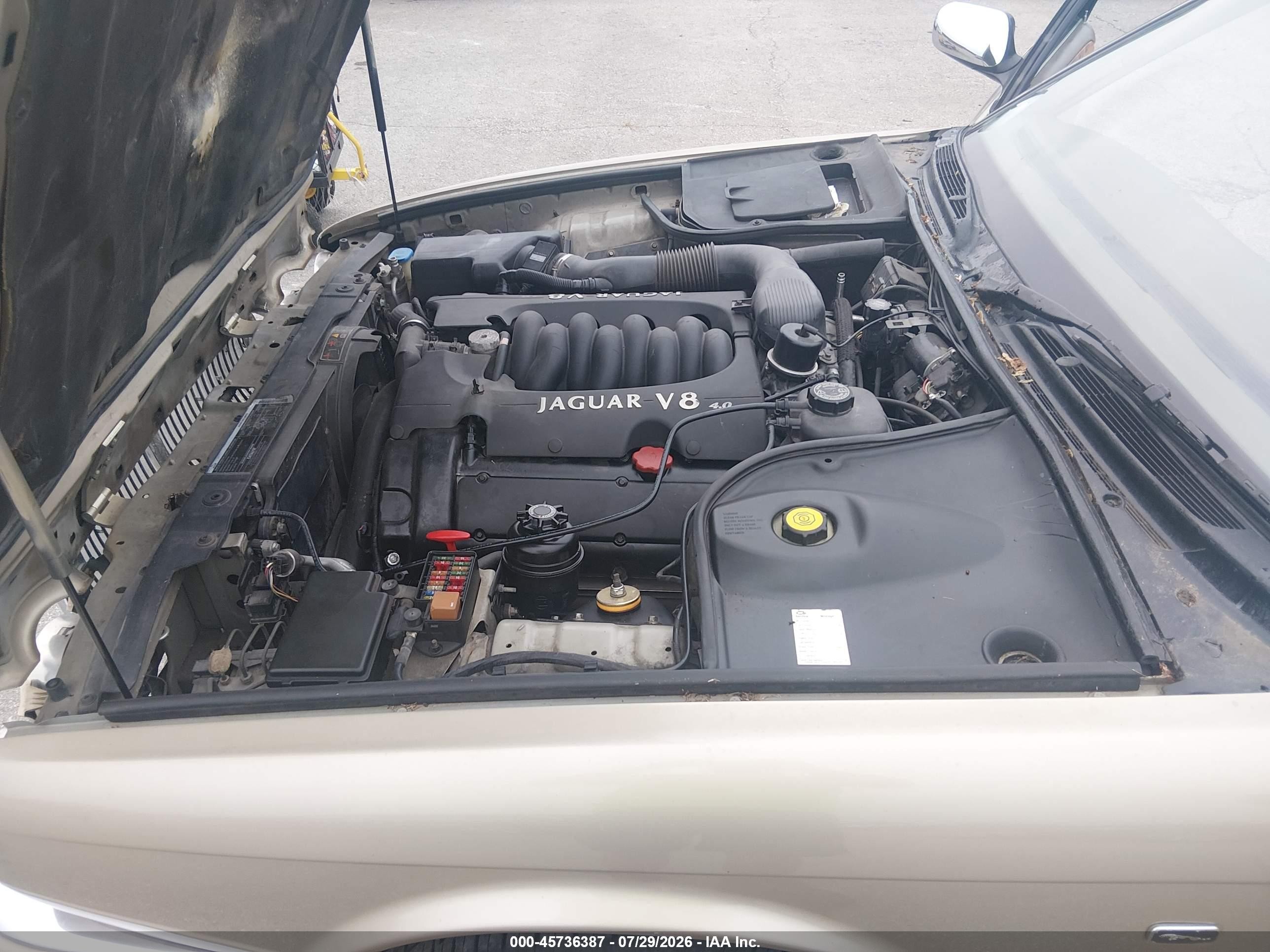 1998 Jaguar Xj8 Vanden Plas Золотой vin: SAJKX6244WC837950