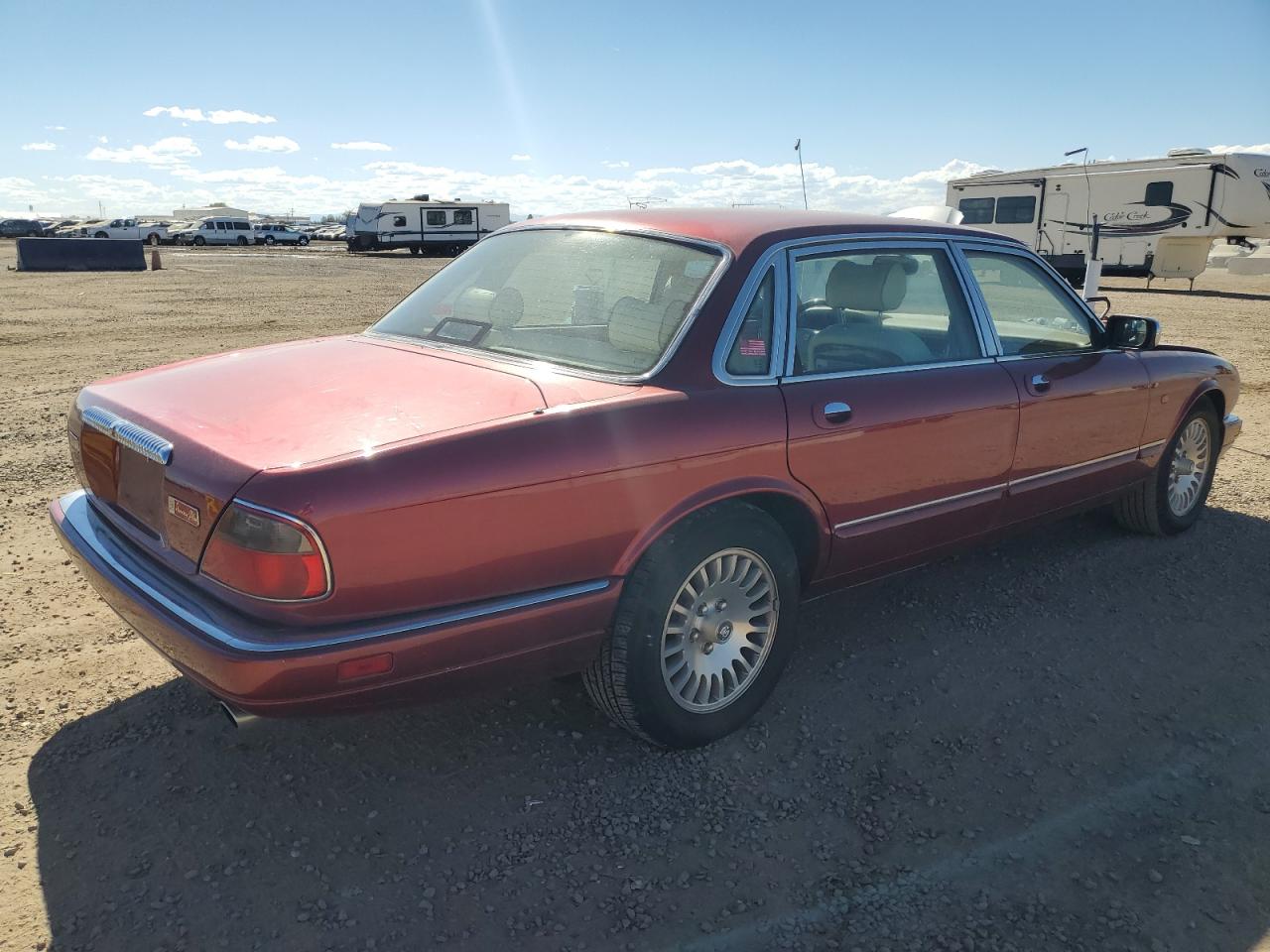 1996 Jaguar Vandenplas Red vin: SAJKX6245TC783604