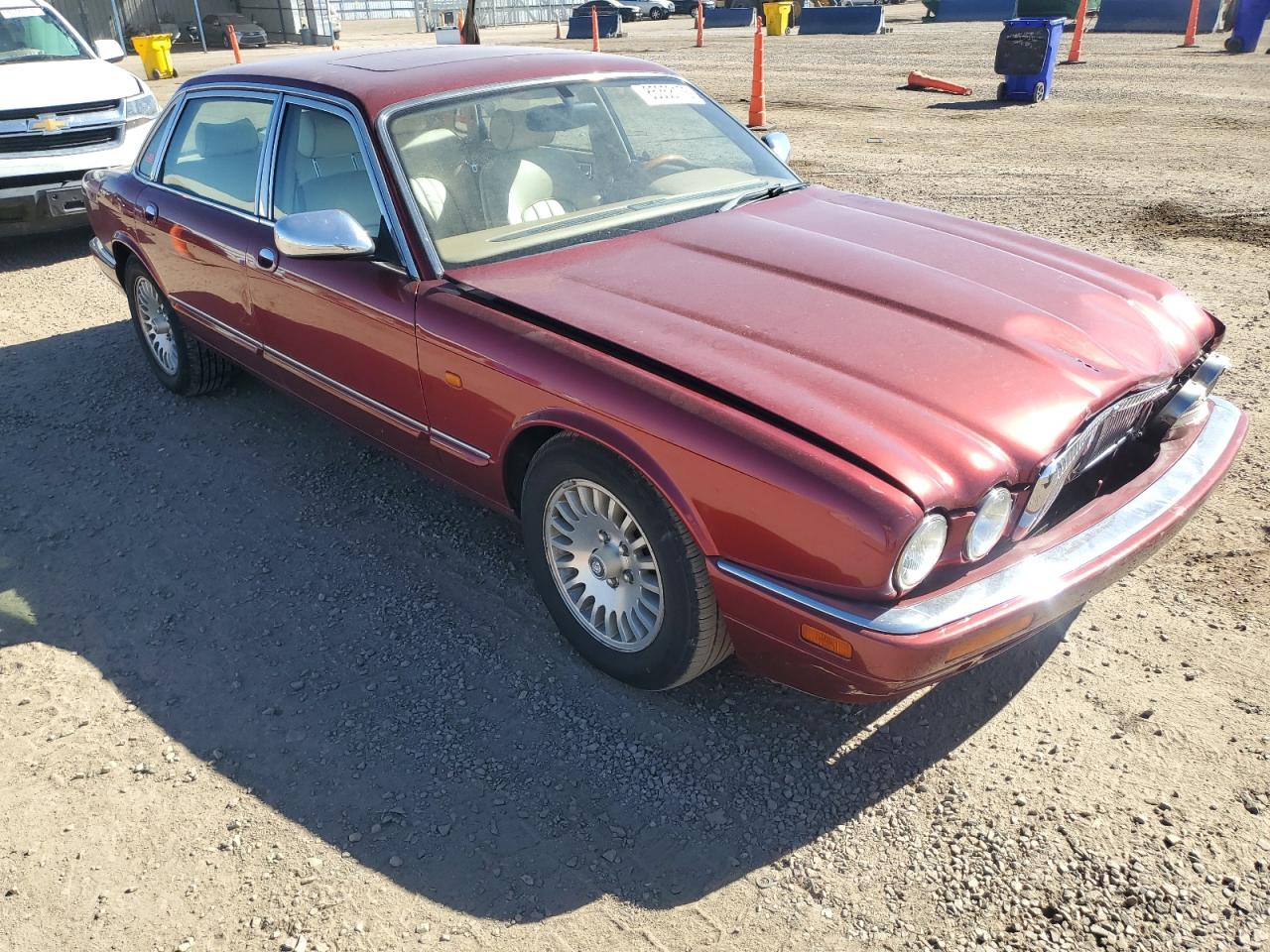 1996 Jaguar Vandenplas Red vin: SAJKX6245TC783604