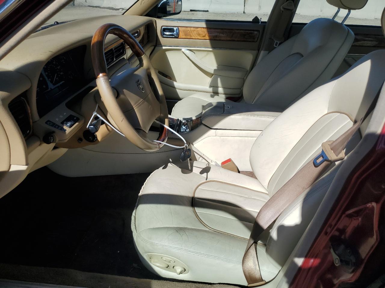 1996 Jaguar Vandenplas Red vin: SAJKX6245TC783604