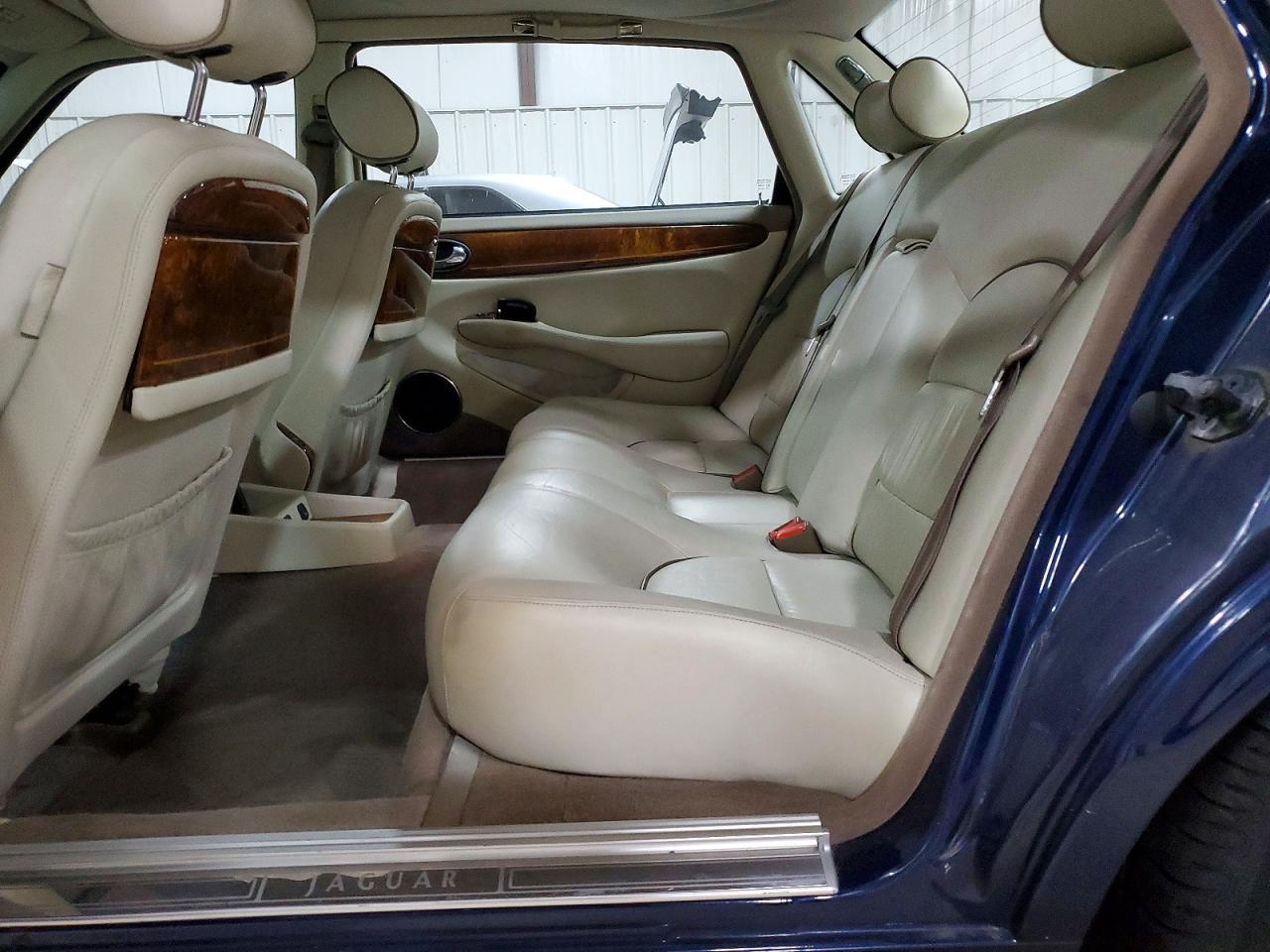1998 Jaguar Vandenplas Blue vin: SAJKX624XWC821039