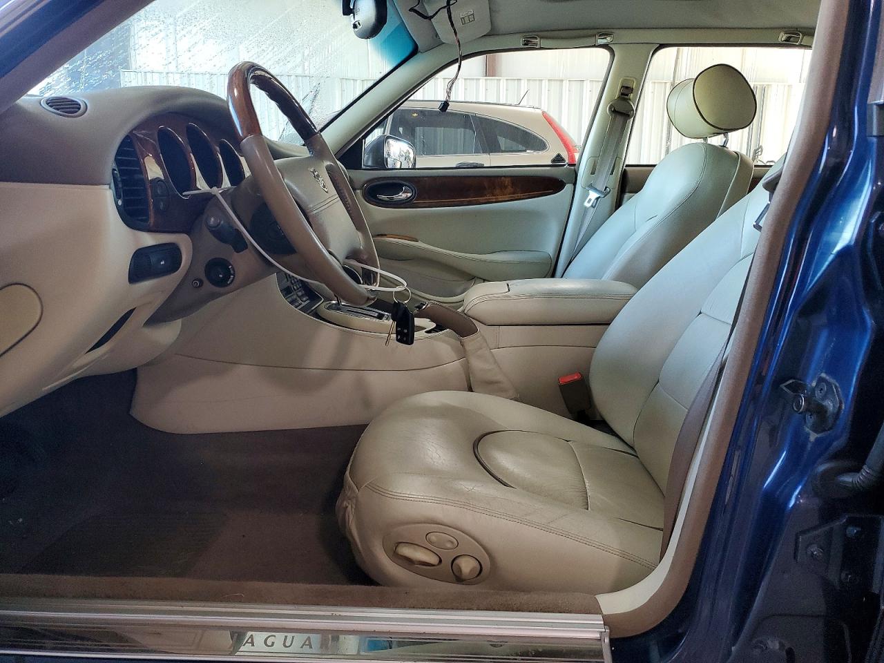 1998 Jaguar Vandenplas Blue vin: SAJKX624XWC821039