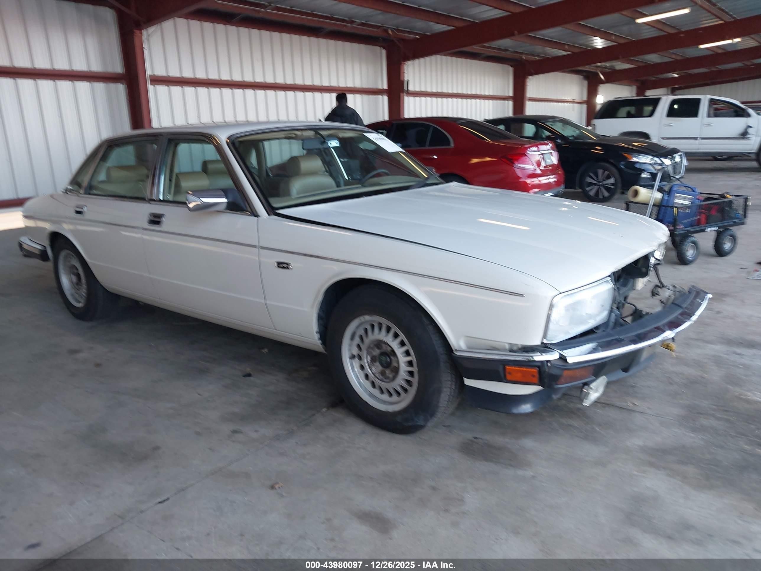 SAJKY1740NC665357