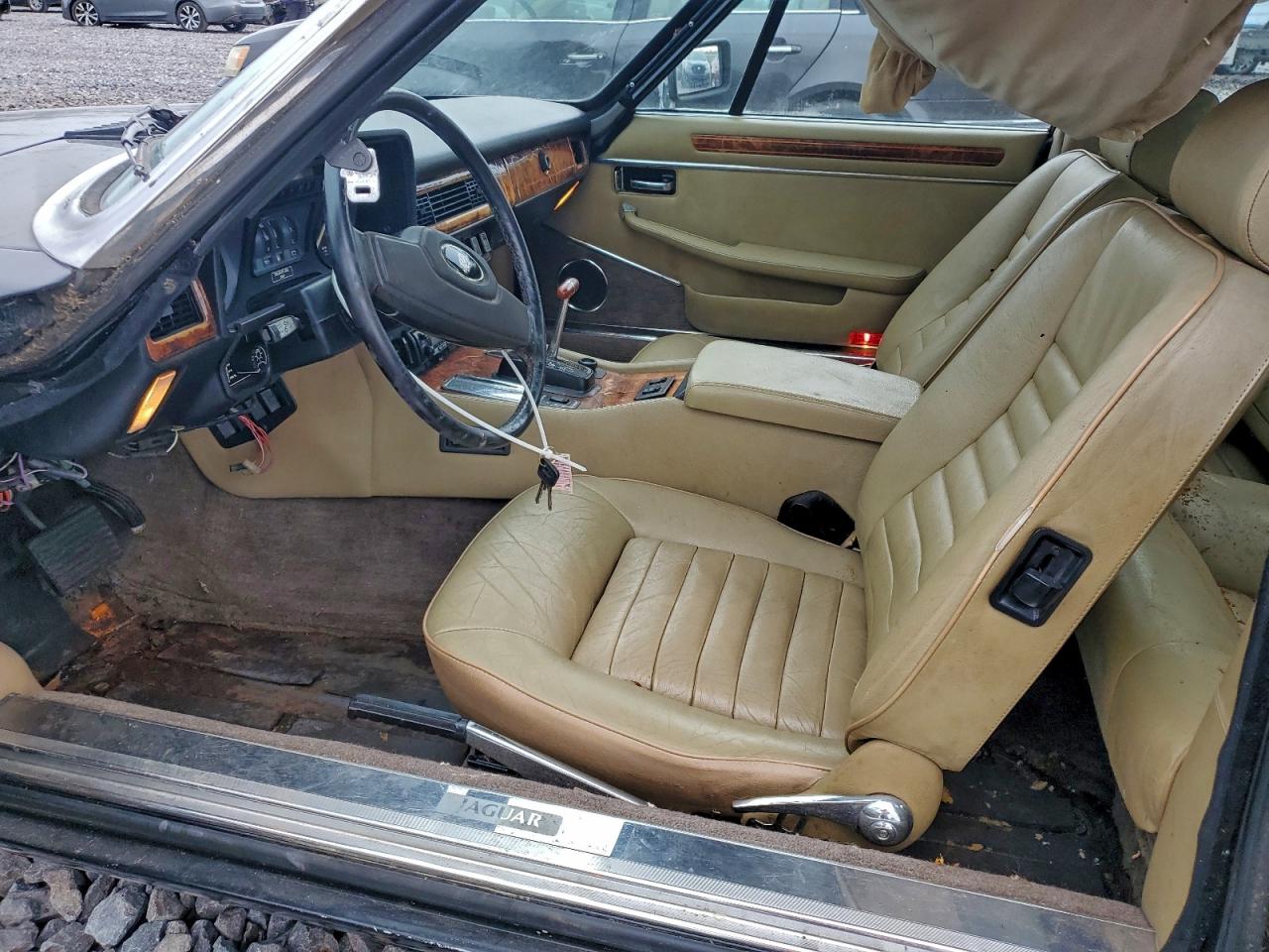 1988 Jaguar Xjs Black vin: SAJNA5847JC140751