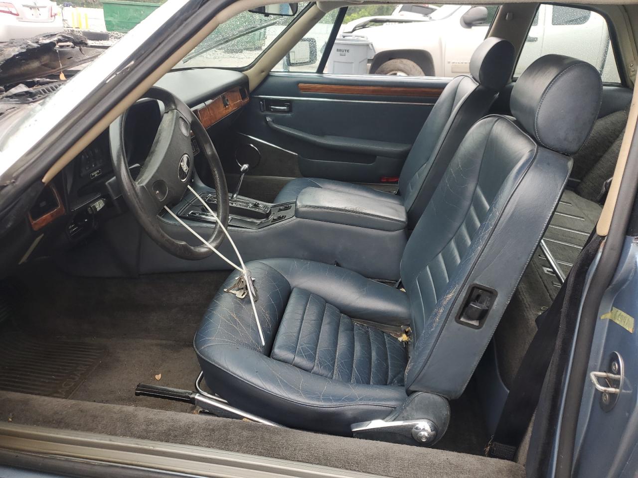 1987 Jaguar Xjsc He   Blue vin: SAJNV3845HC135065