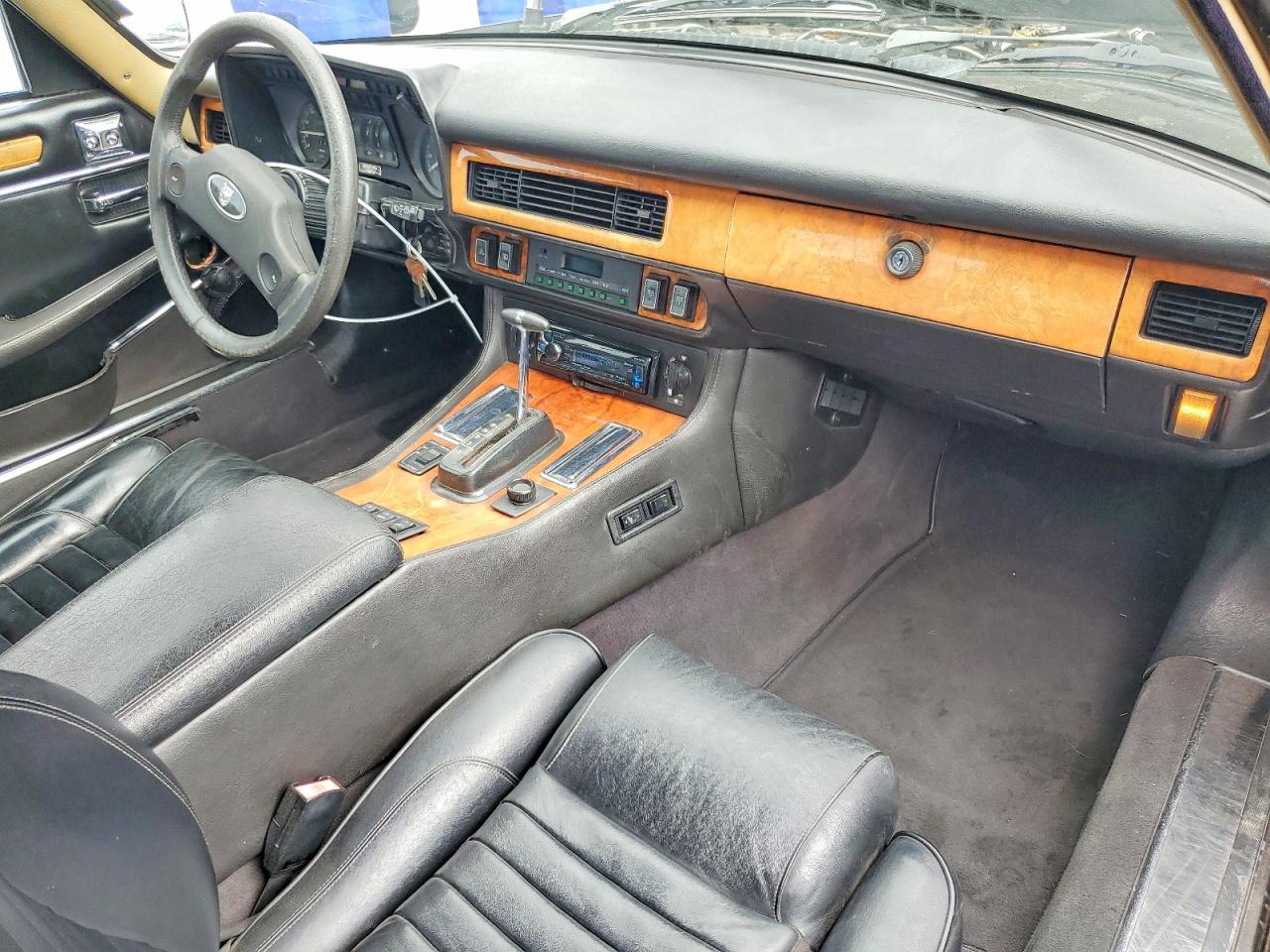 1989 Jaguar Xjs Black vin: SAJNV4848KC154528