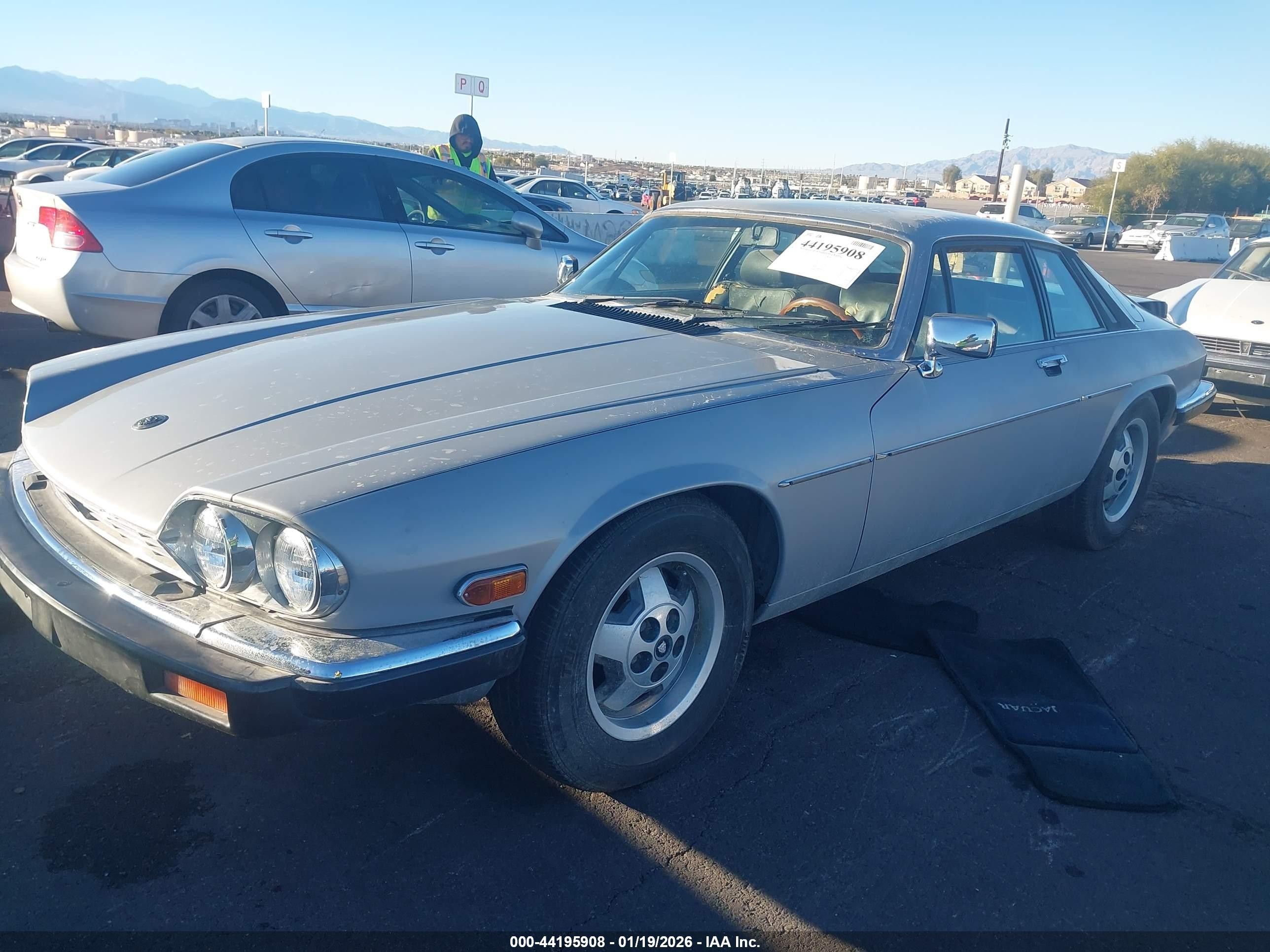 1985 Jaguar Xjs   Silver vin: SAJNV5843FC117768