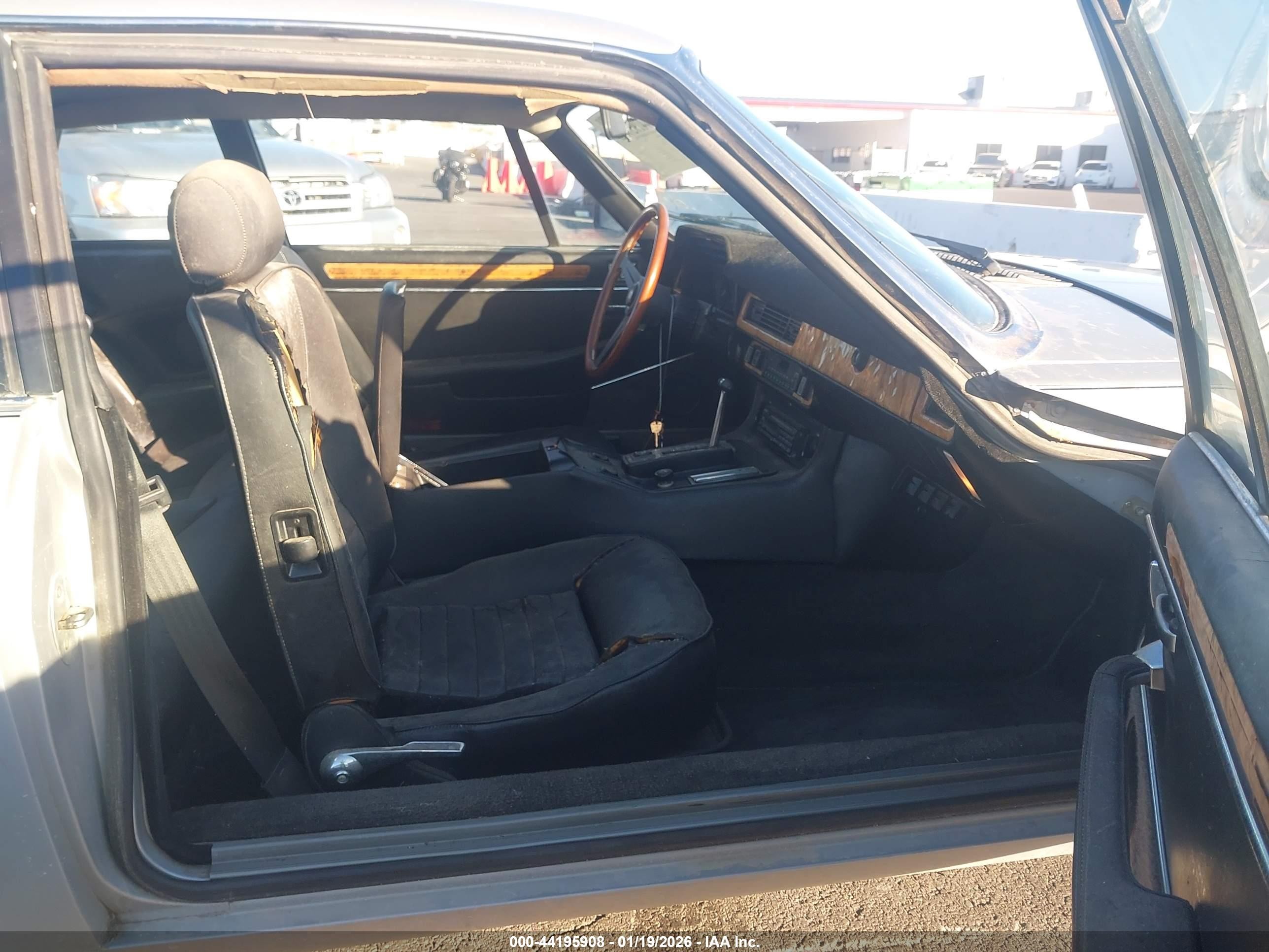 1985 Jaguar Xjs   Silver vin: SAJNV5843FC117768