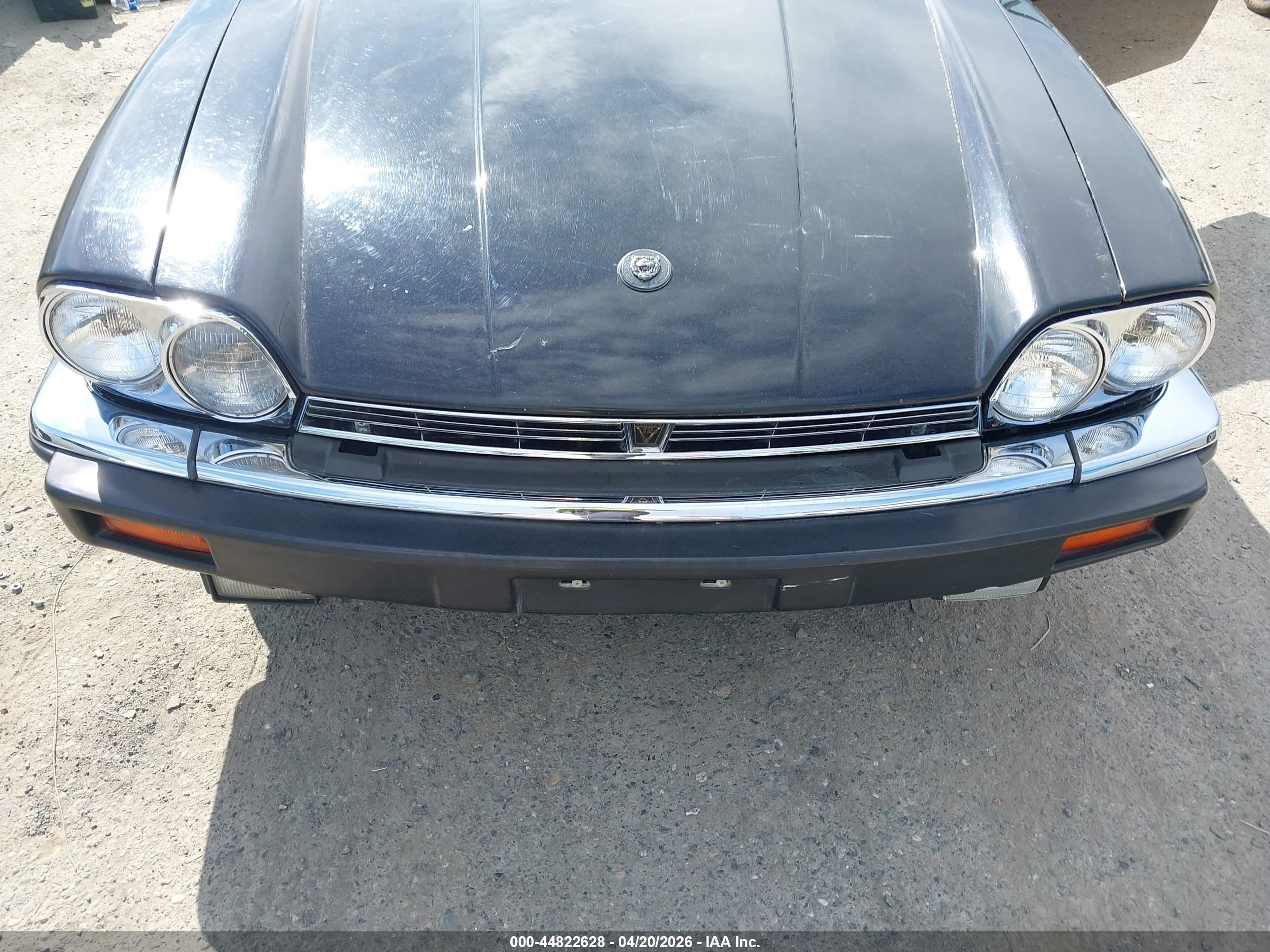 1983 Jaguar Xjs   Black vin: SAJNV584XDC110152
