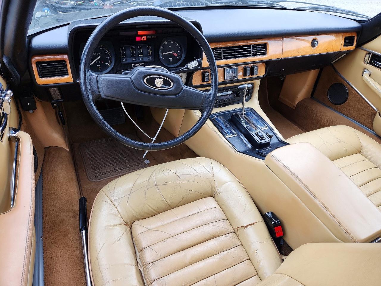 1983 Jaguar Xjs Black vin: SAJNV584XDC110152