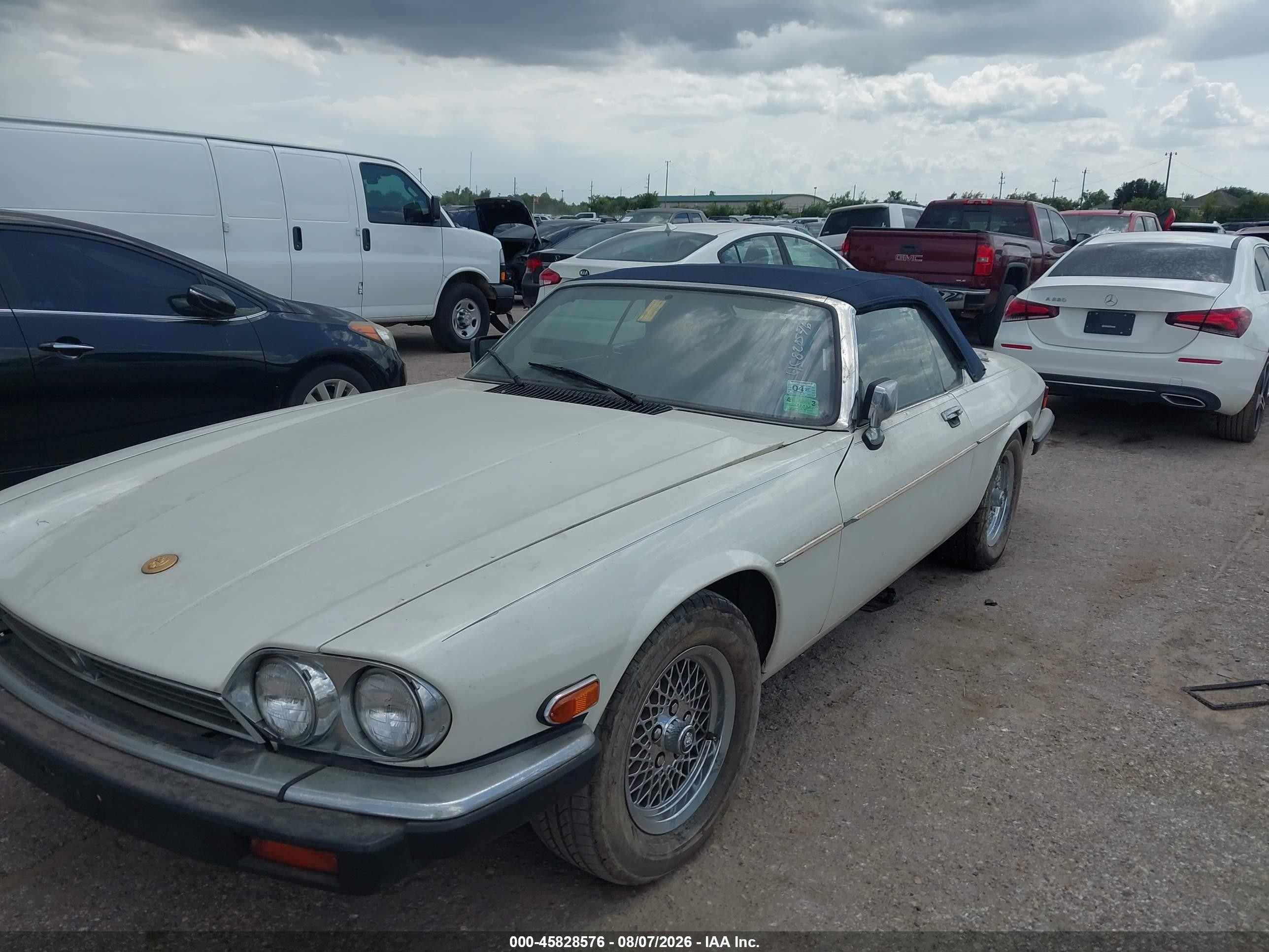 1990 Jaguar Xjs   White vin: SAJNW4844LC168408