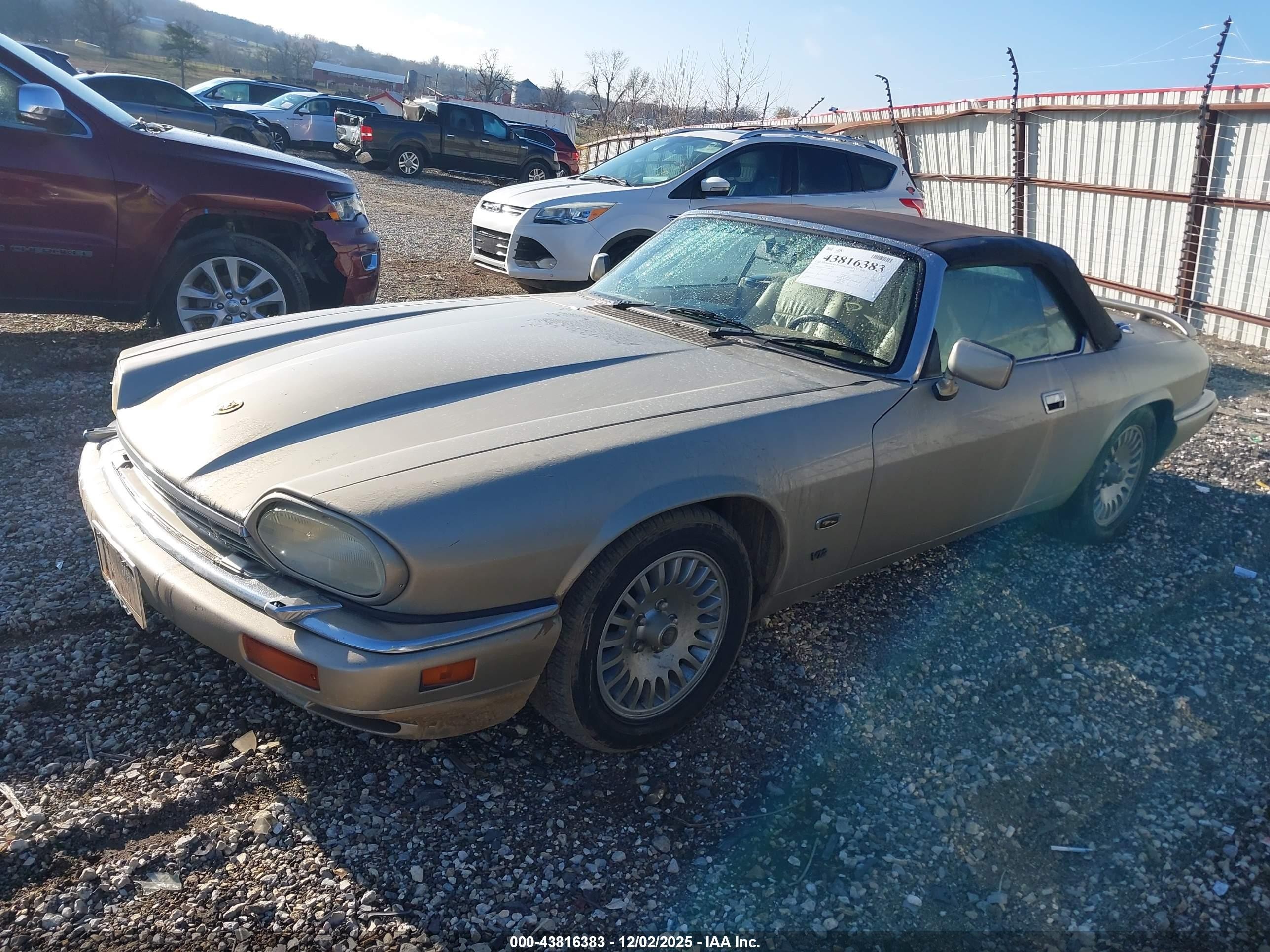 1995 Jaguar Xjs 2+2 Tan vin: SAJNX2349SC199998