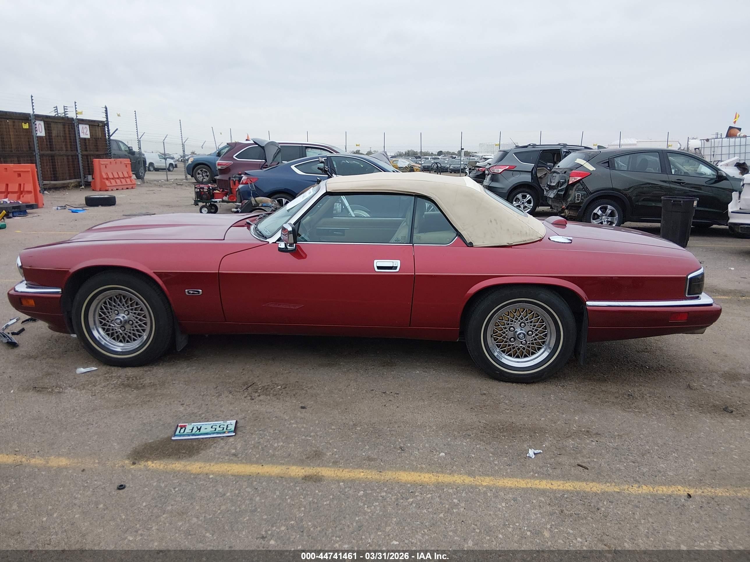 1994 Jaguar Xjs 2+2 Red vin: SAJNX2745RC191109