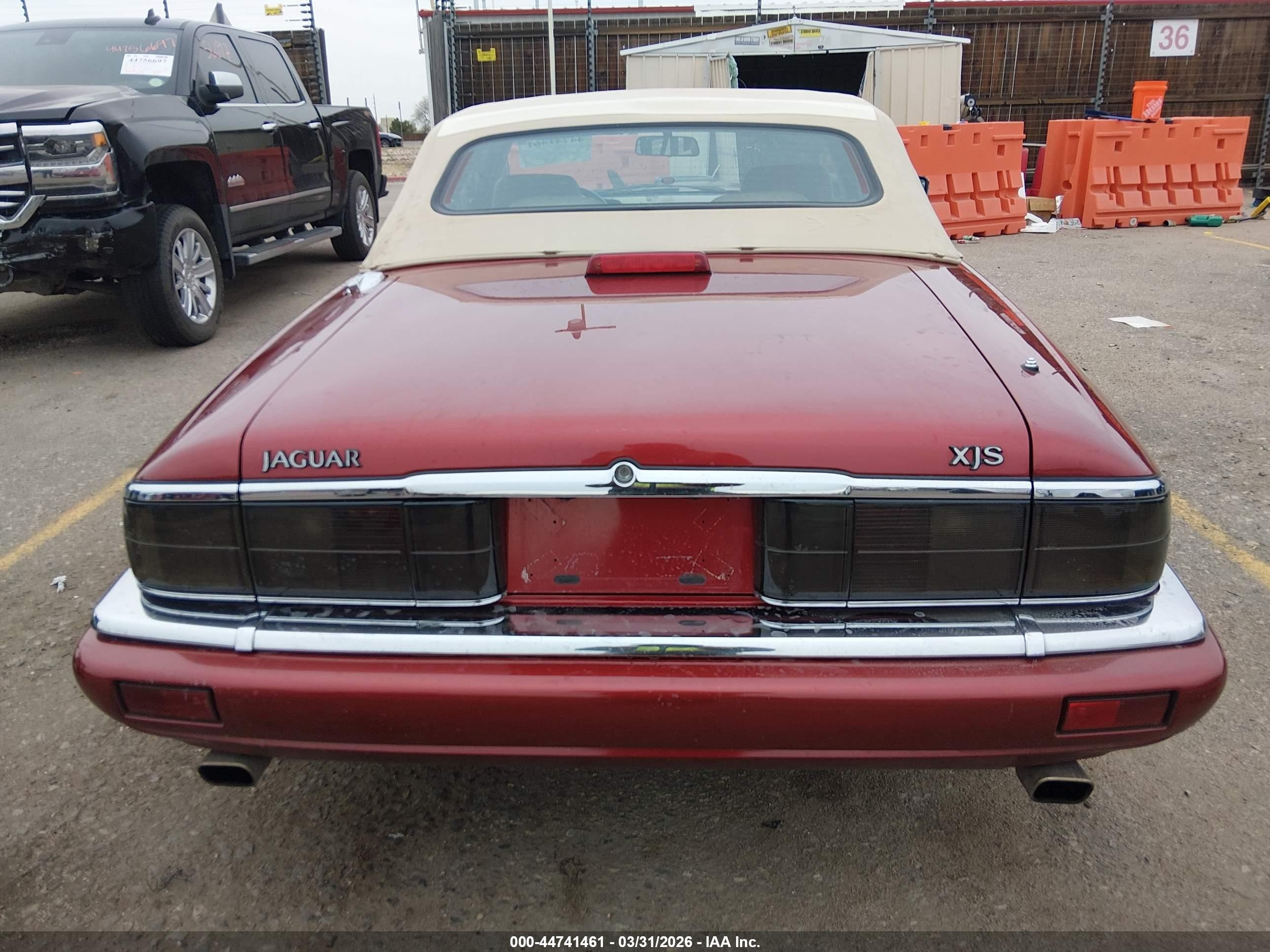 1994 Jaguar Xjs 2+2 Red vin: SAJNX2745RC191109