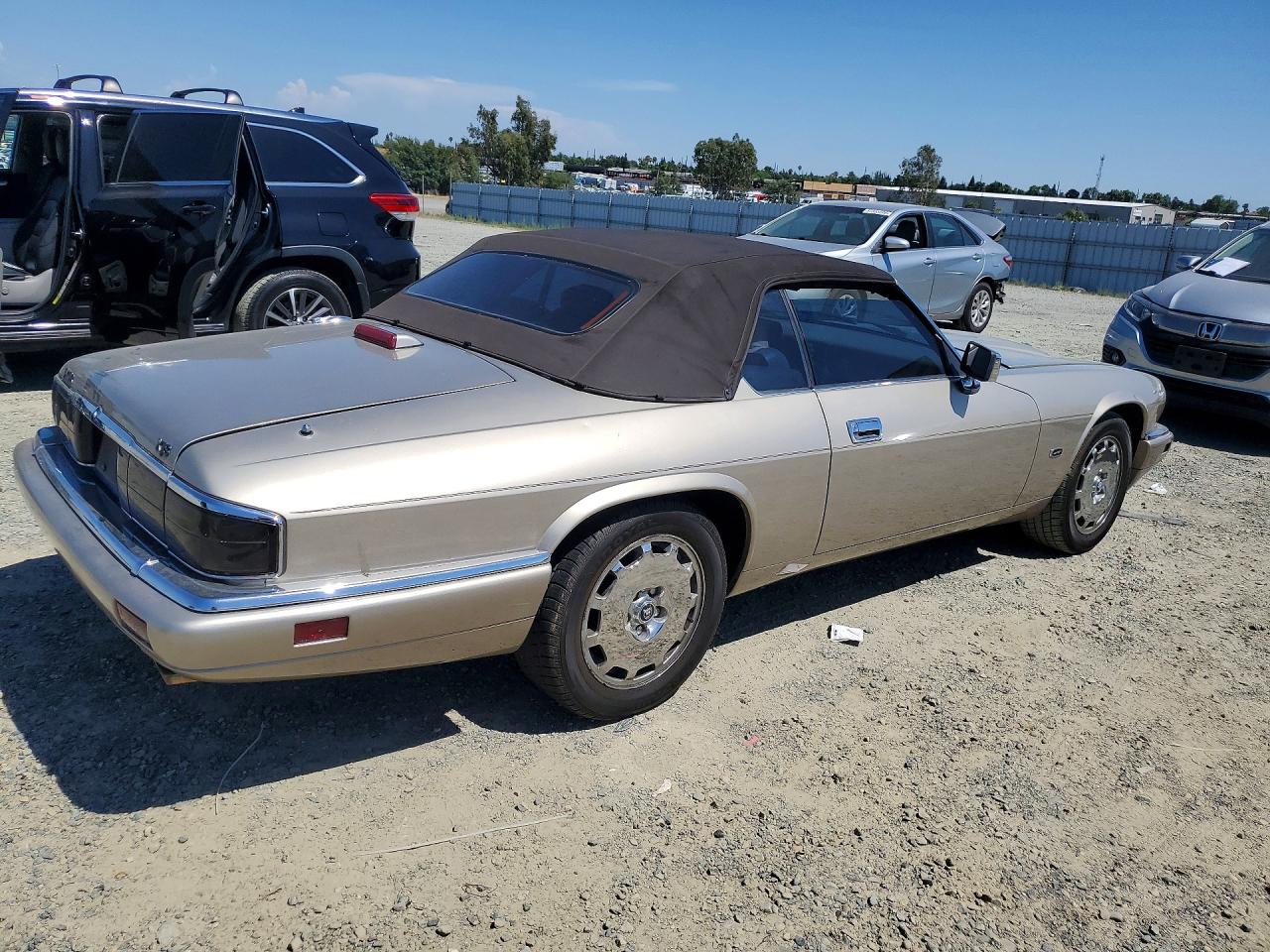 1996 Jaguar Xjs 2+2 Silver vin: SAJNX2747TC224179