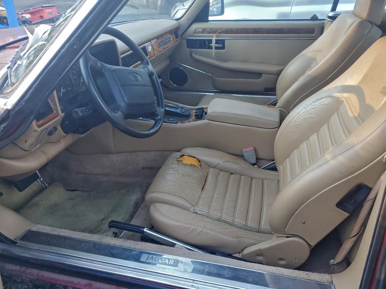 1994 Jaguar Xjs 2+2 Red vin: SAJNX2748RC188804