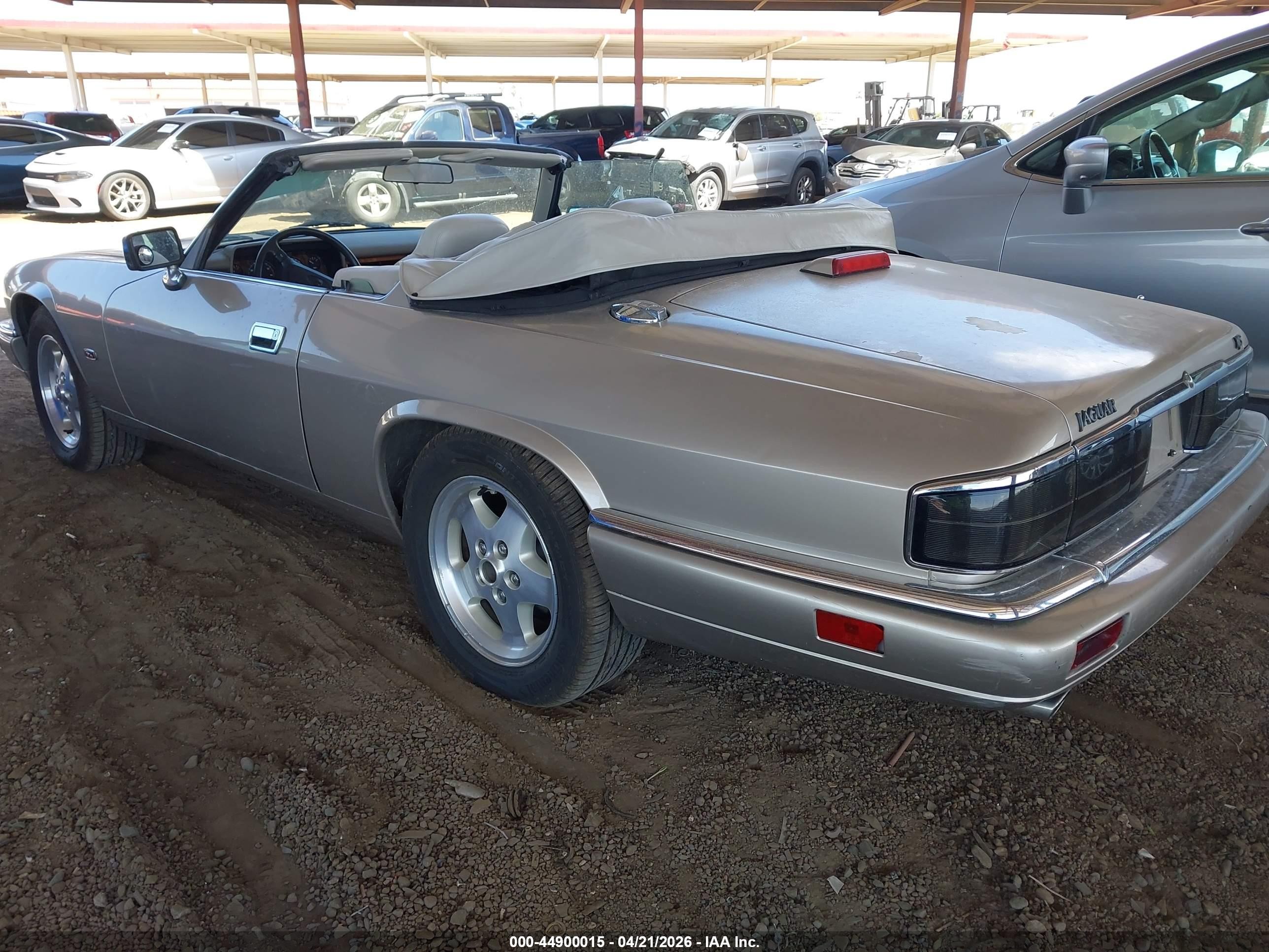 1995 Jaguar Xjs 2+2 Желто-коричневый vin: SAJNX2748SC198643