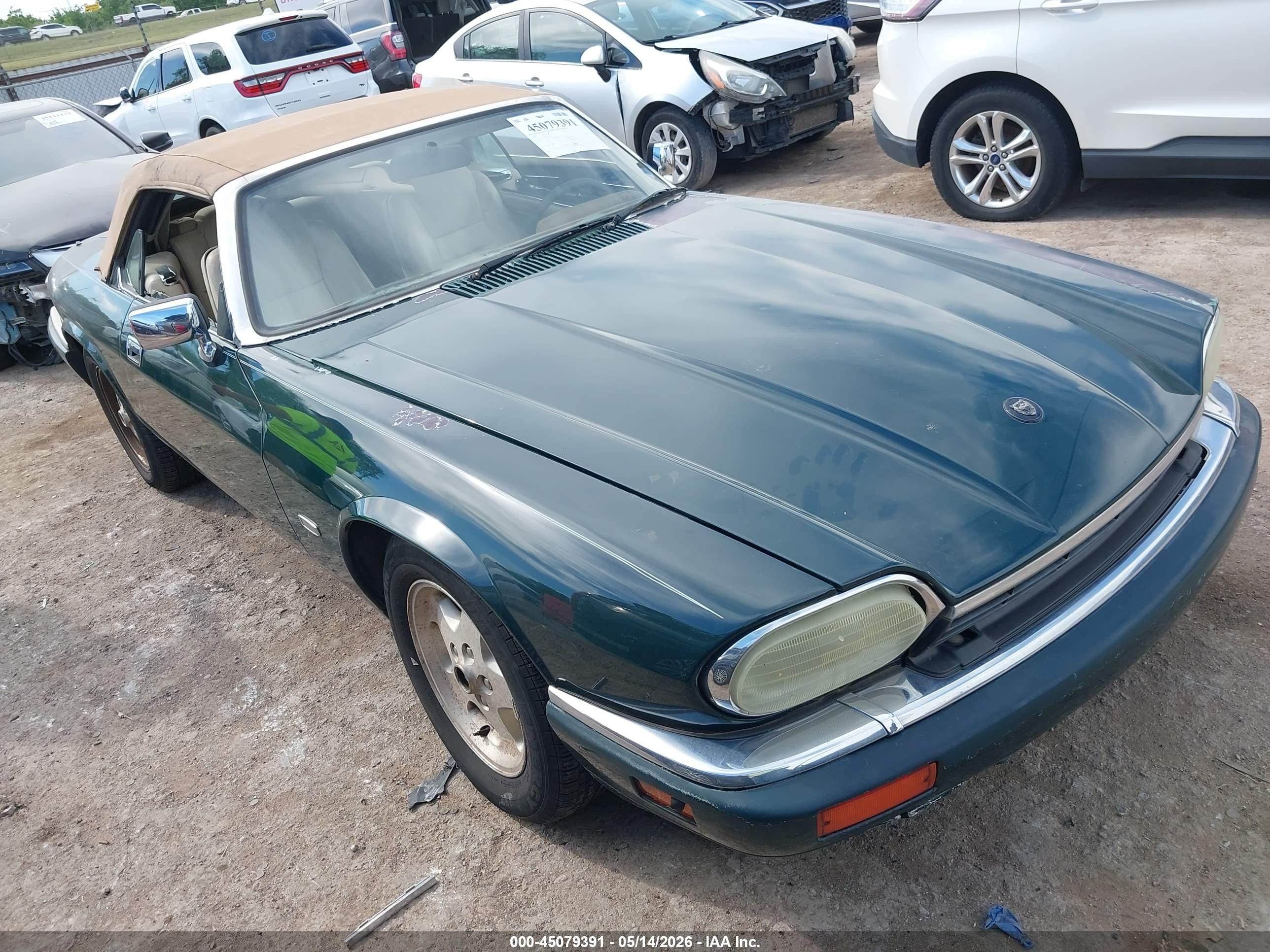 SAJNX2749SC196318