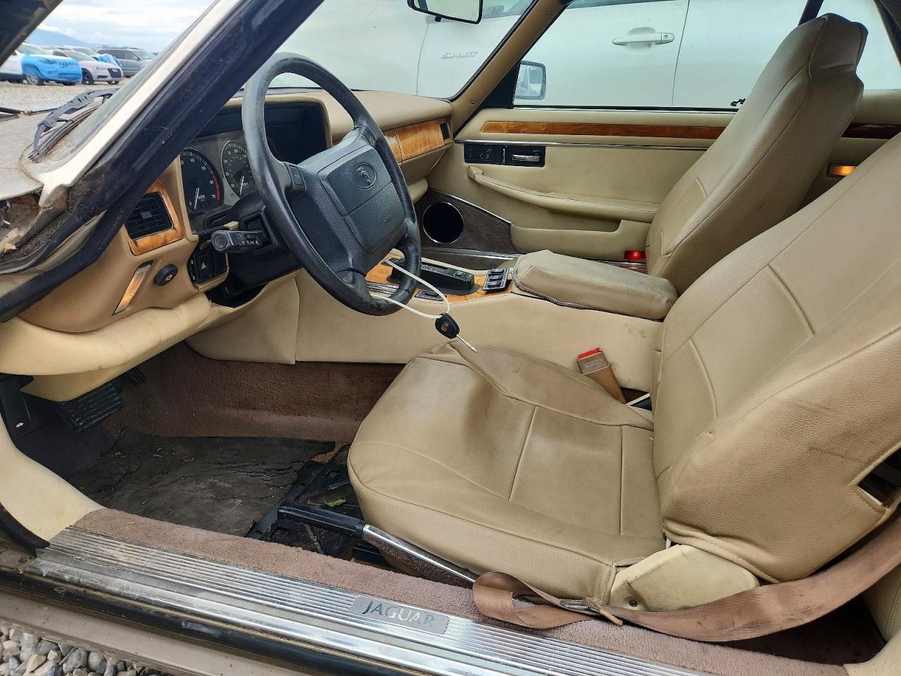 1995 Jaguar Xjs 2+2 Beige vin: SAJNX274XSC198255