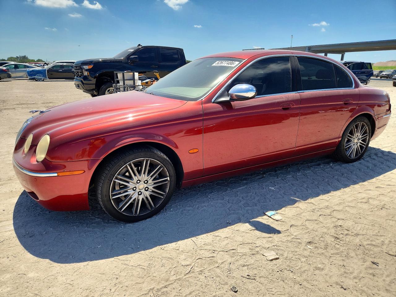2008 Jaguar S-type Red vin: SAJWA01A28FN84636