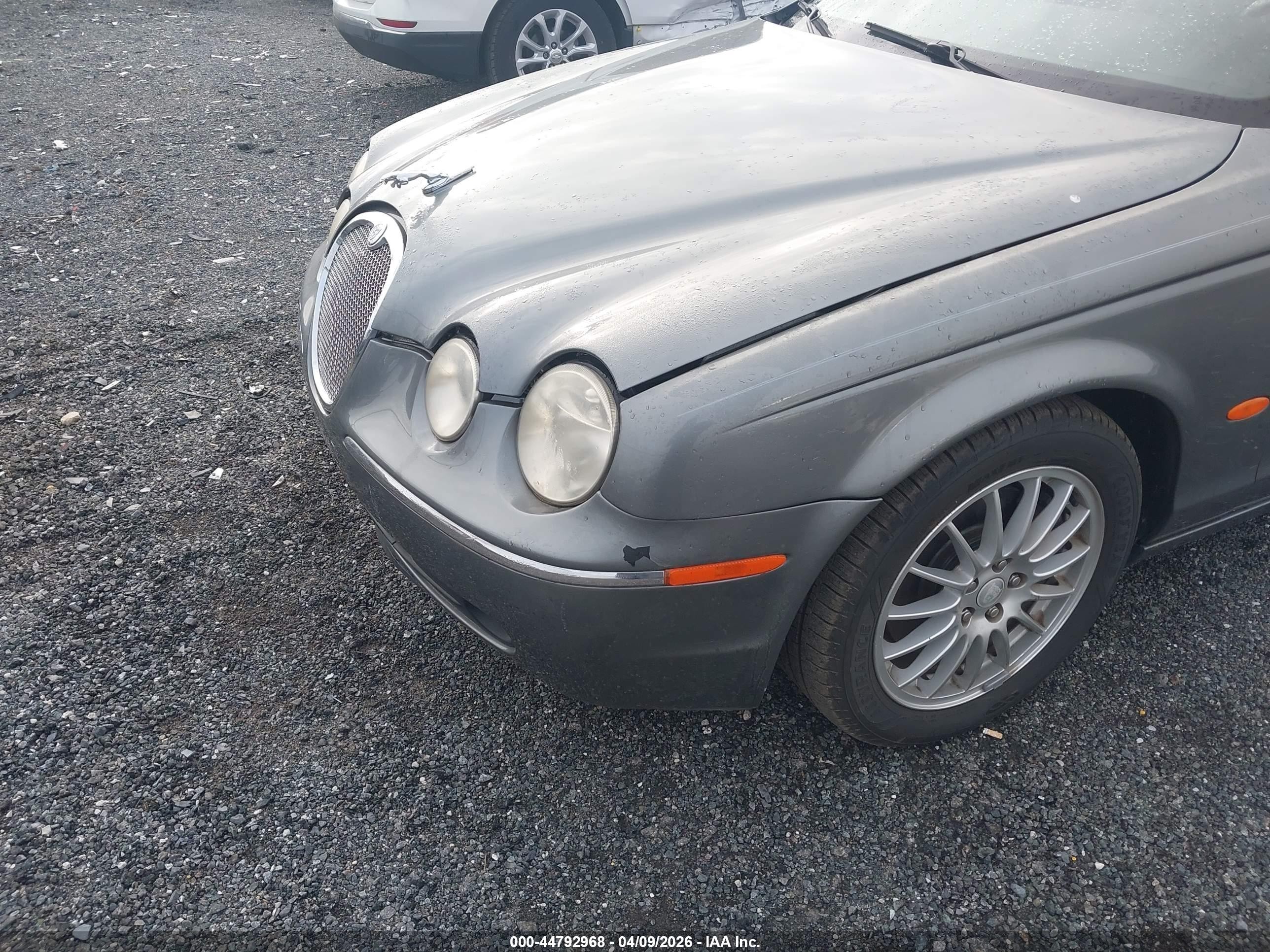 2006 Jaguar S-type 3.0l V6 Gray vin: SAJWA01A56FN57234