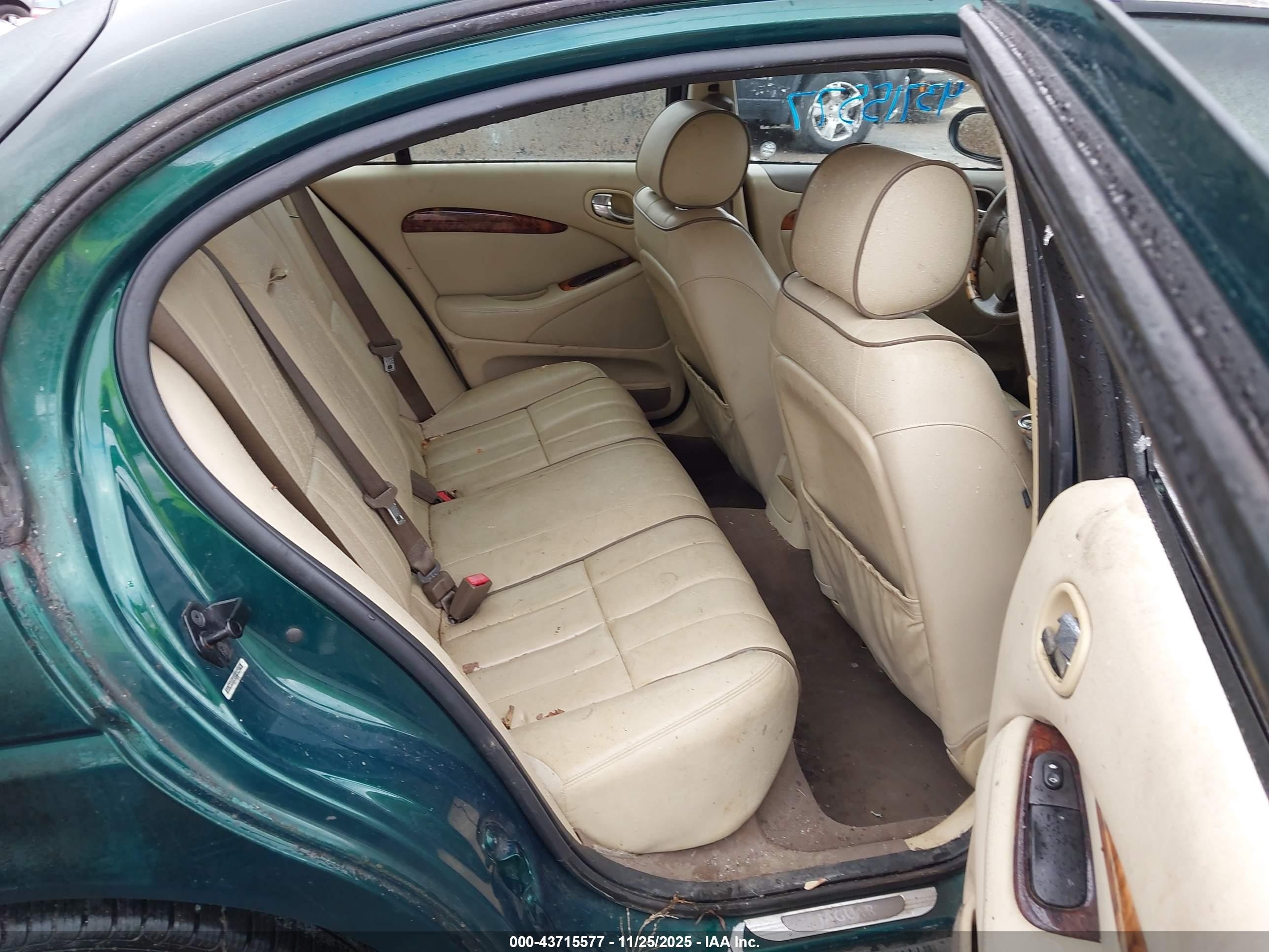 2008 Jaguar S-type 3.0 V6 Green vin: SAJWA01A58FN84274