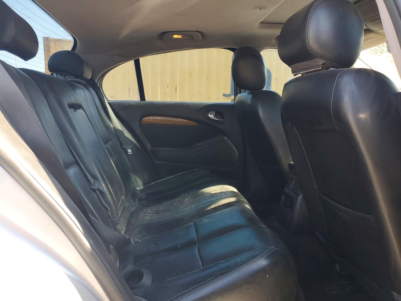 2006 Jaguar S-type Silver vin: SAJWA01A66FN67478