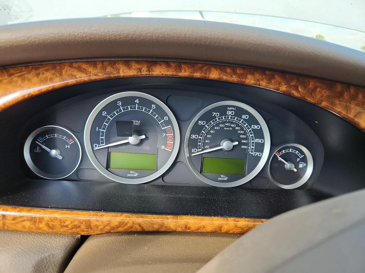 2006 Jaguar S-type White vin: SAJWA01A66FN70543