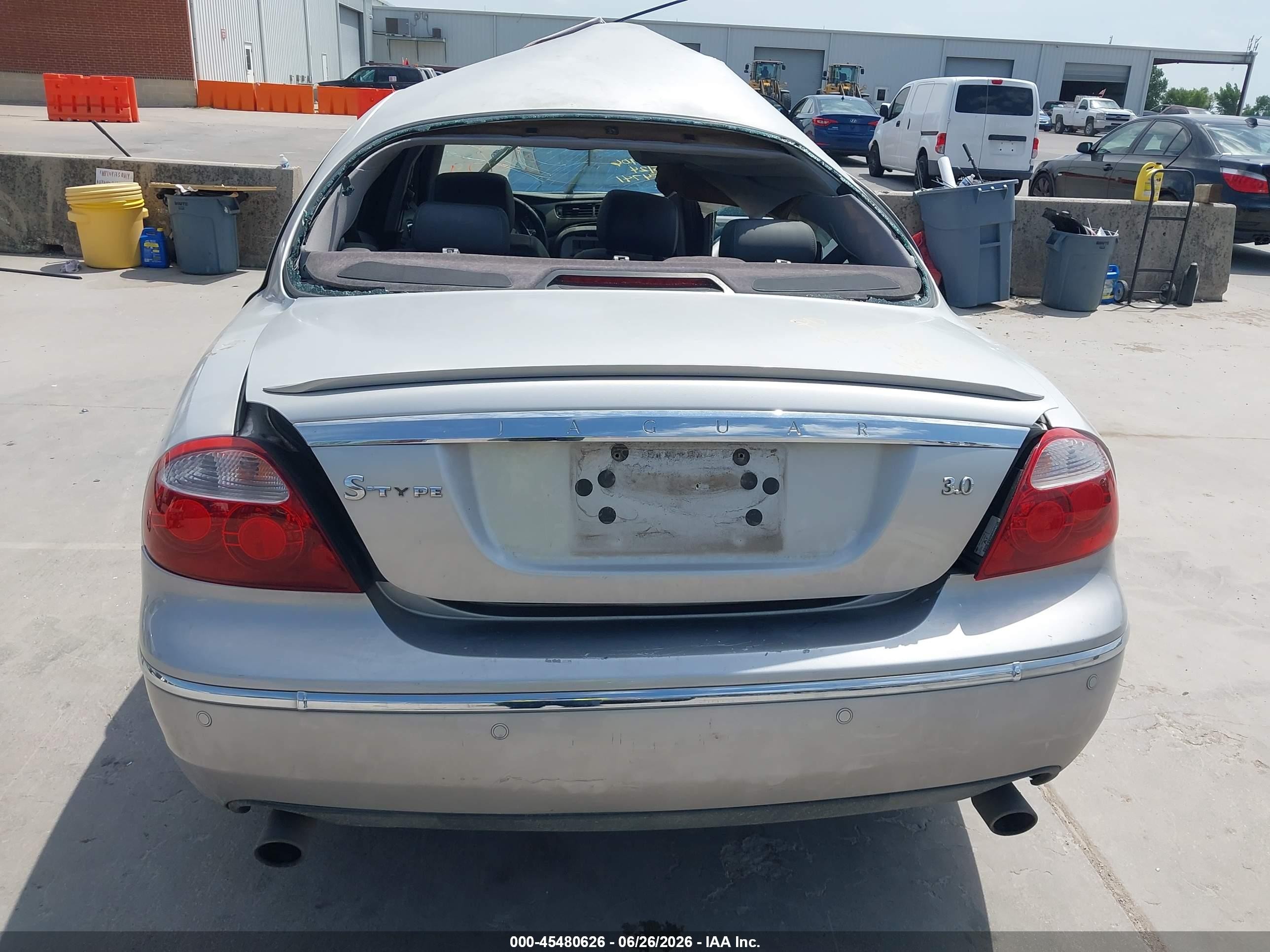 2006 Jaguar S-type 3.0l V6 Silver vin: SAJWA01A76FN54741