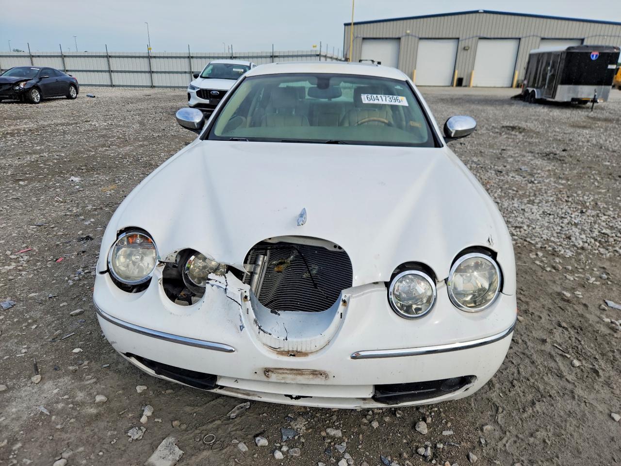 2007 Jaguar S-type White vin: SAJWA01A77FN77079