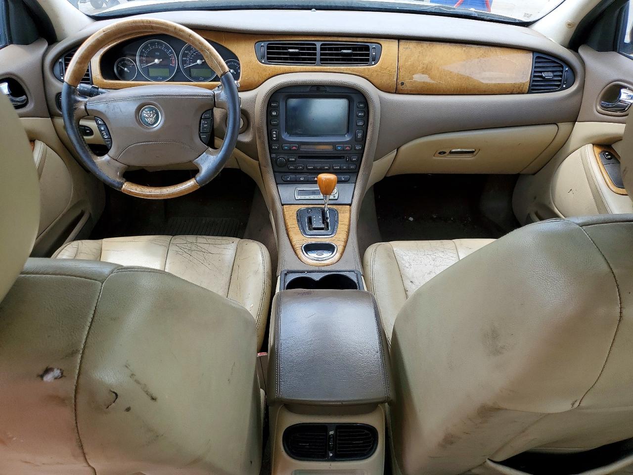 2006 Jaguar S-type Gold vin: SAJWA01A86FN66686