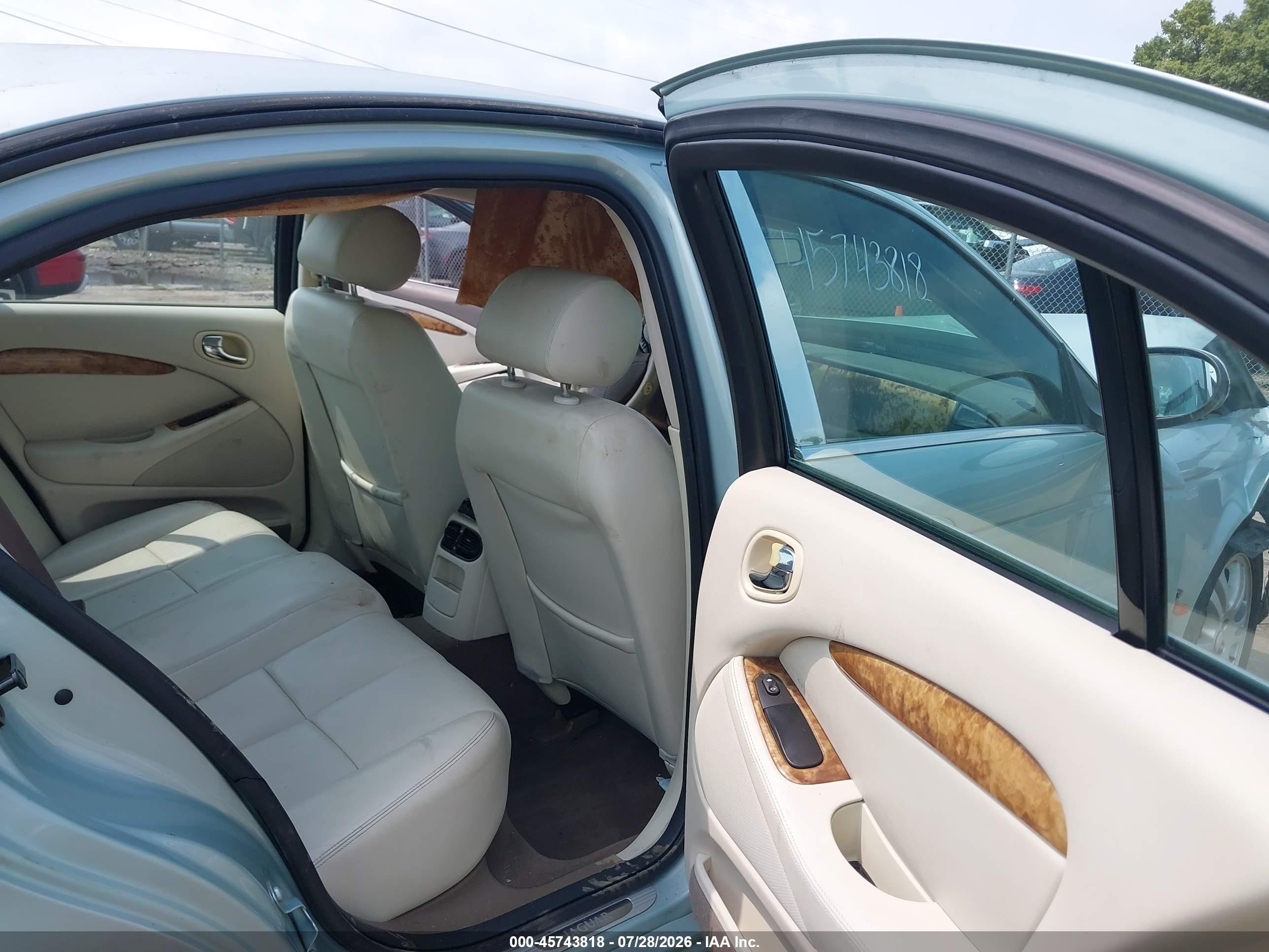 2005 Jaguar S-type 3.0l V6 Light Blue vin: SAJWA01T15FN19046