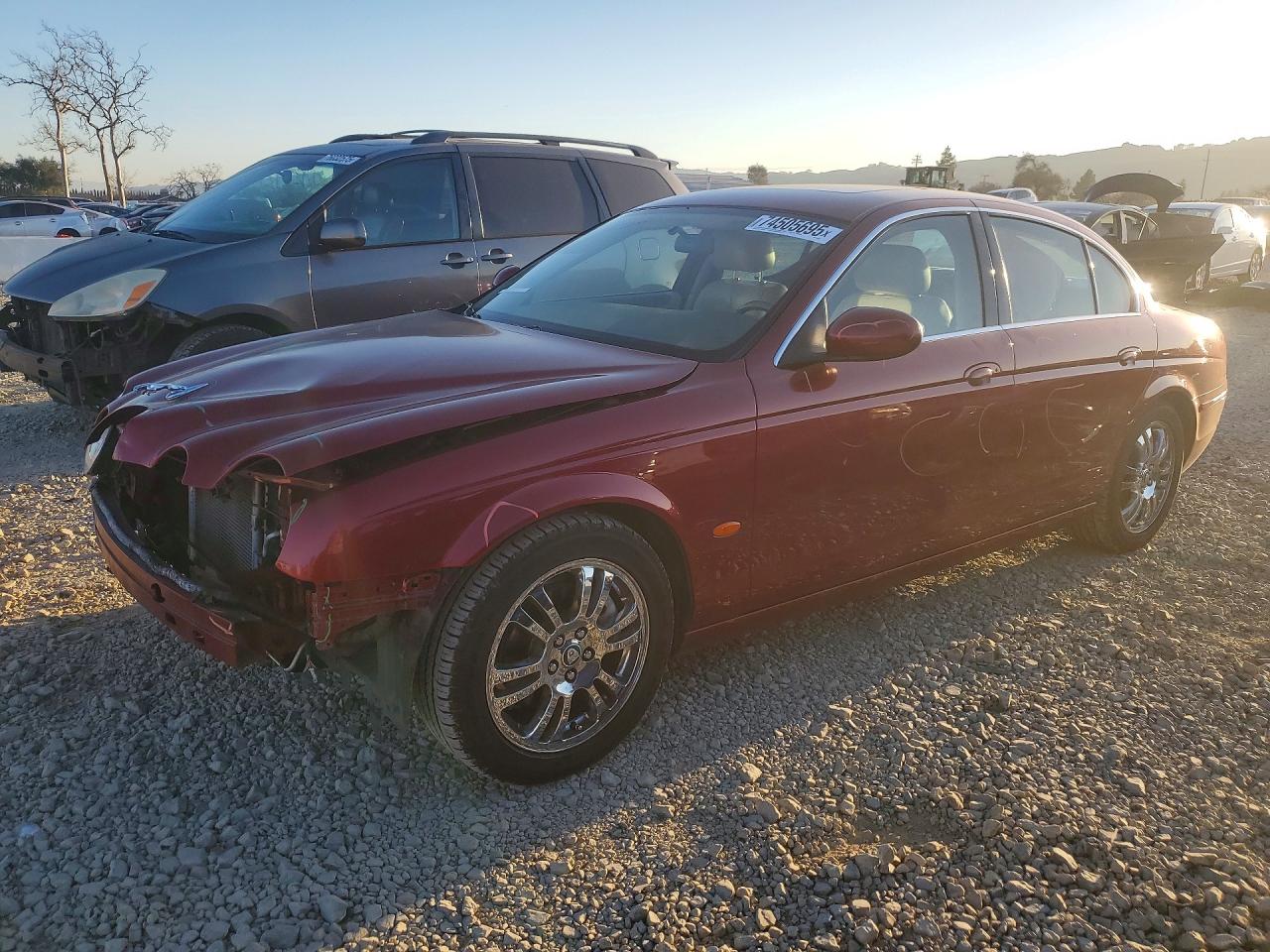 2005 Jaguar S-type Red vin: SAJWA01T15FN19855
